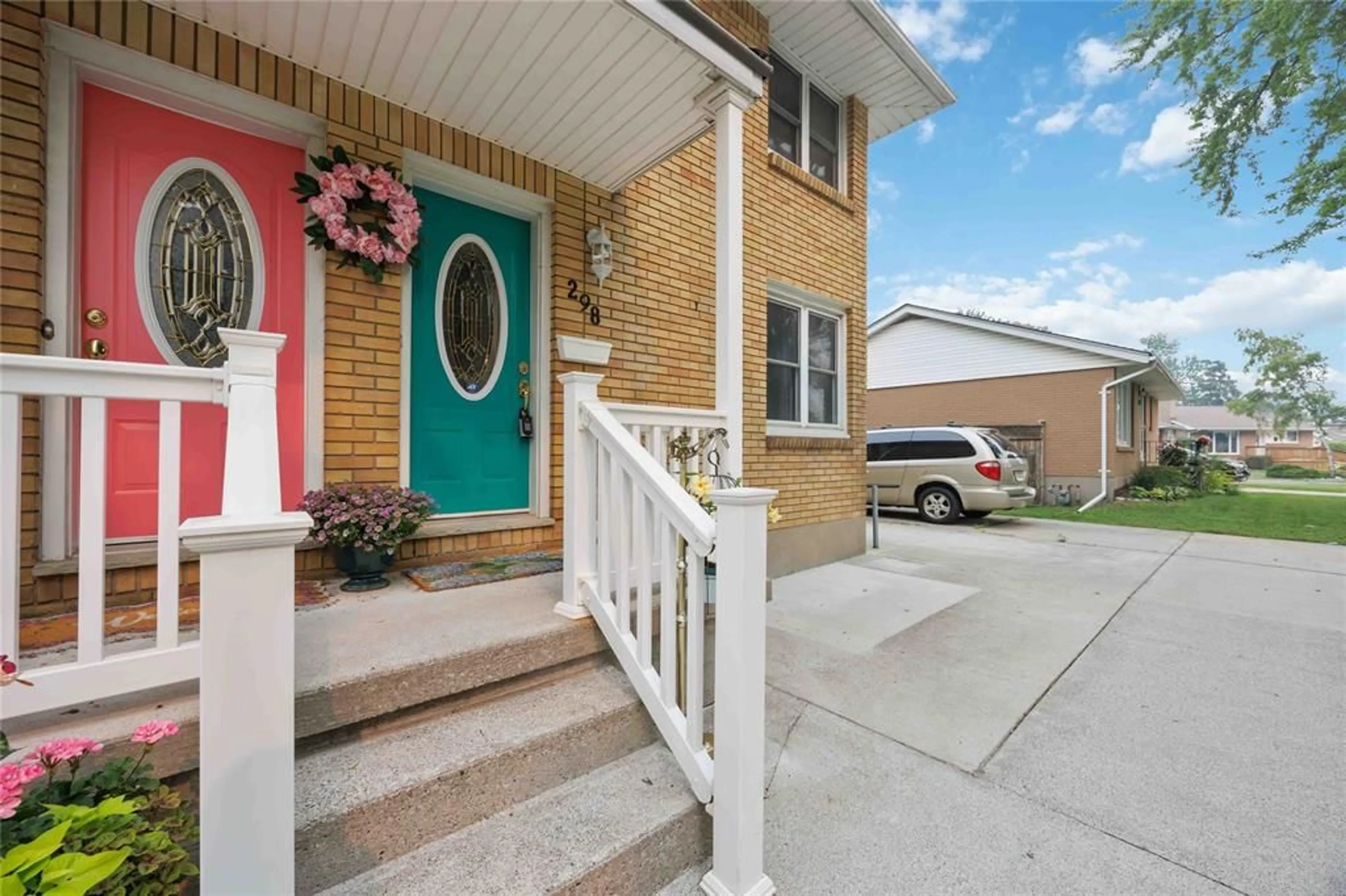 Unknown for 298 ELSFIELD Cres, Sarnia Ontario N7S 1C3