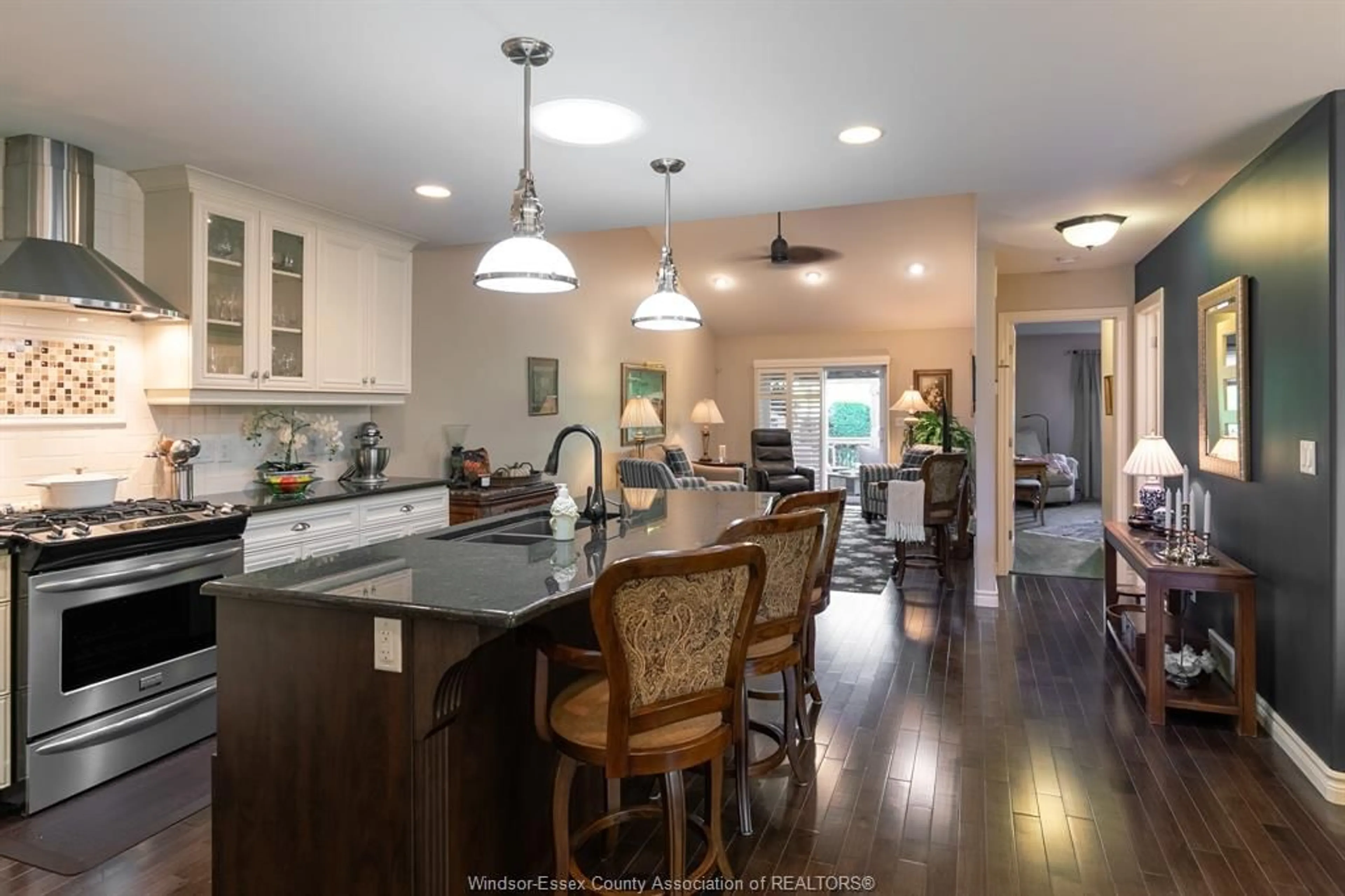 Open concept kitchen, ceramic/tile floor for 3250 ARPINO Ave, Windsor Ontario N8N 0A5