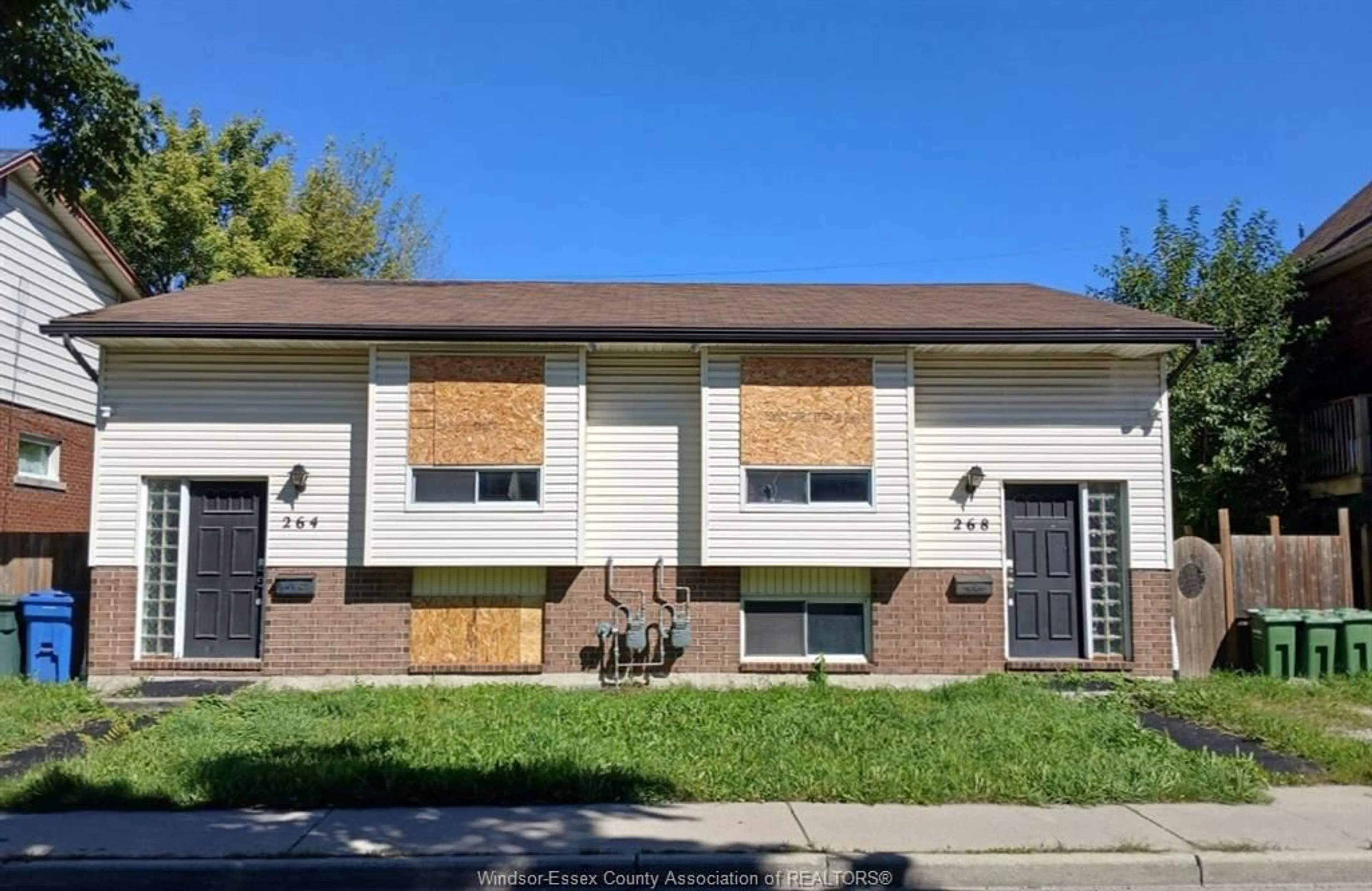 Home with vinyl exterior material, street for 264-268 RANKIN Ave, Windsor Ontario N9B 2R5