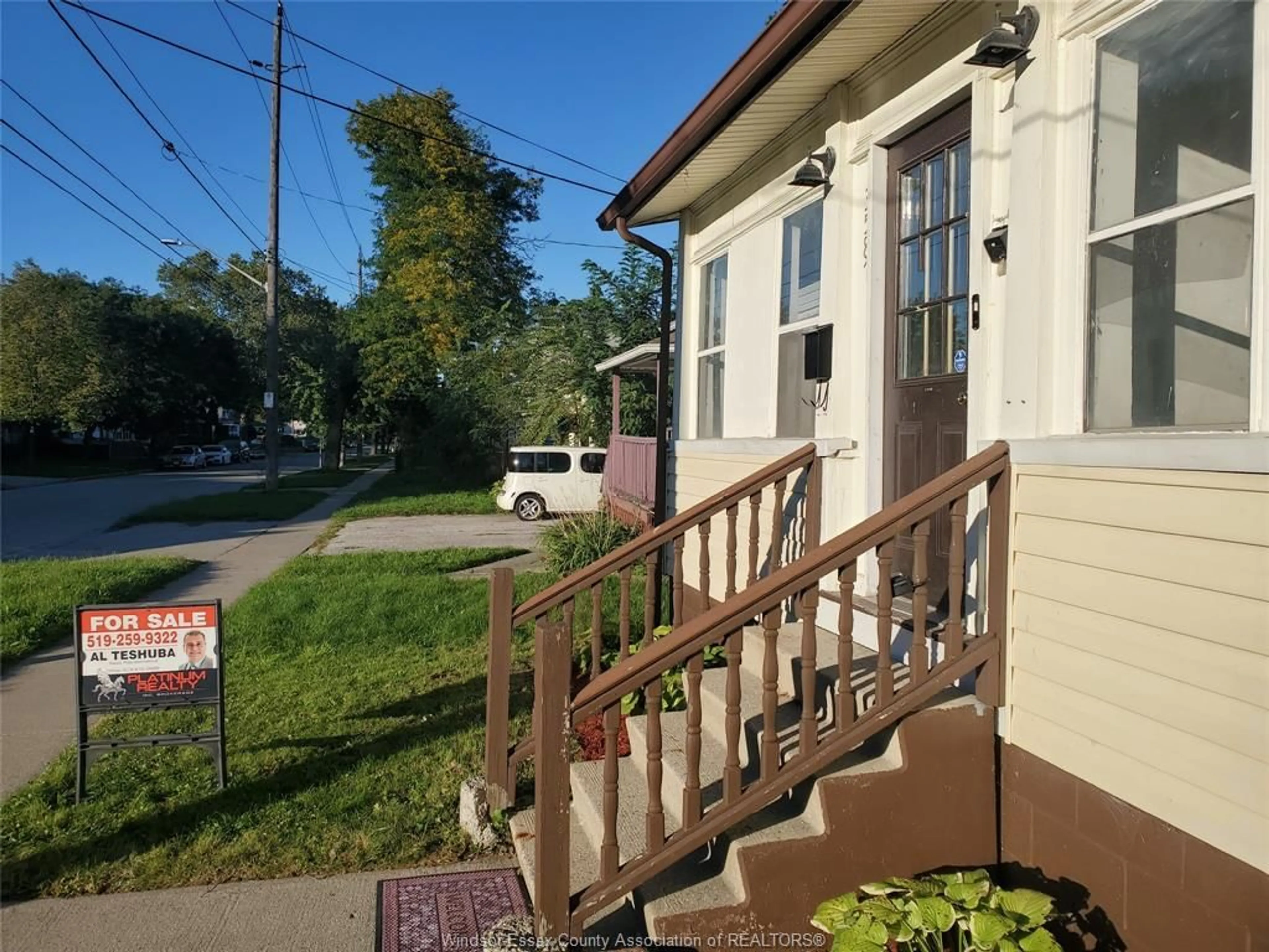 Unknown for 3587 BLOOMFIELD, Windsor Ontario N9C 1E8