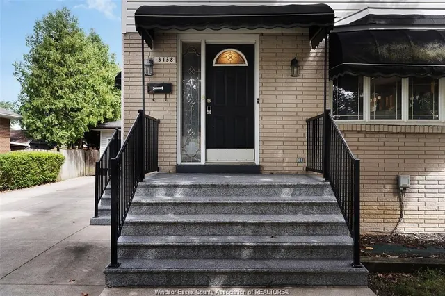 3138 HARTLEY Dr, Windsor 5