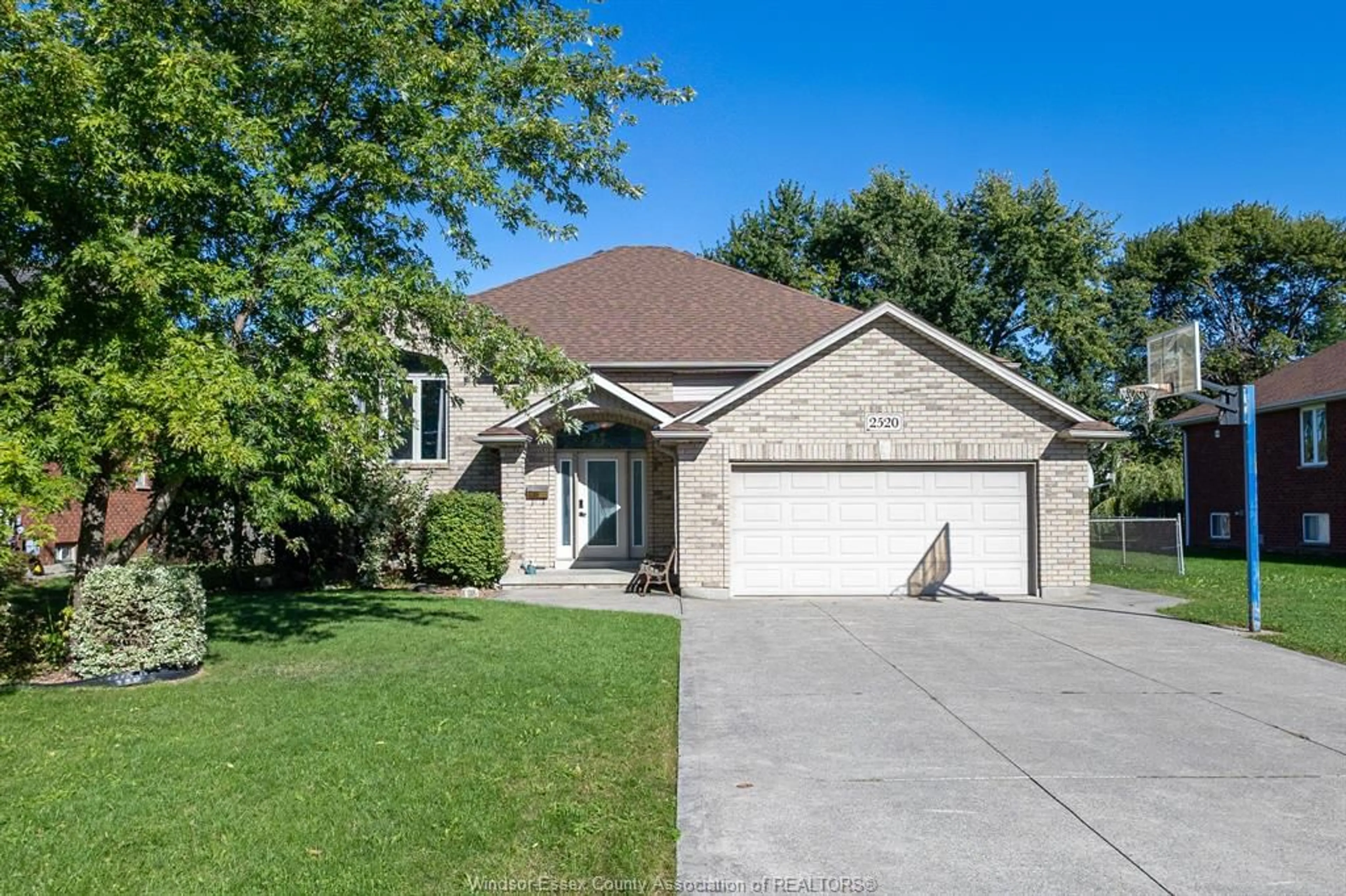 Home with brick exterior material, street for 2520 LE BOEUF, Tecumseh Ontario N8N 5E3