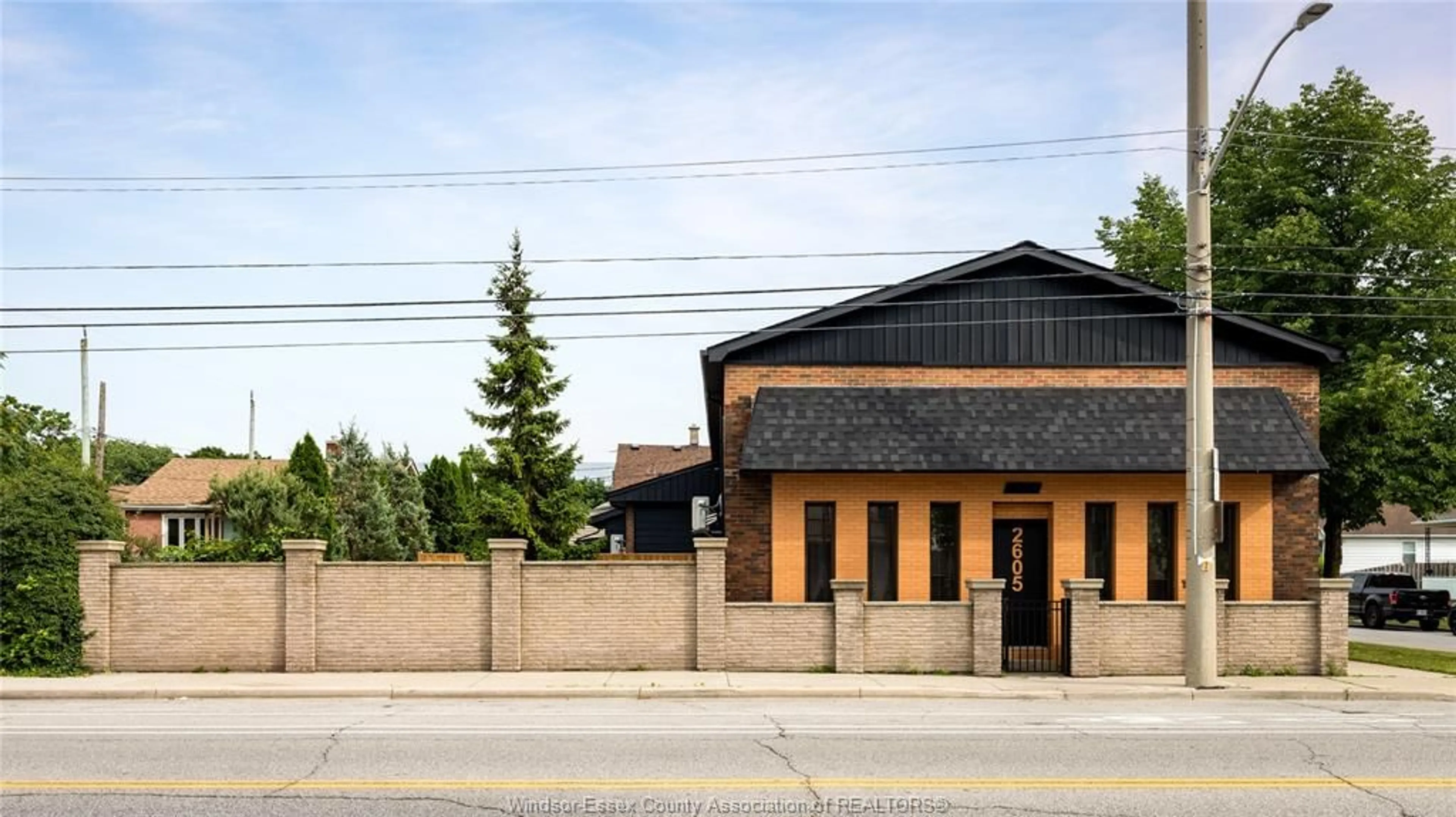 Home with brick exterior material, building for 2605 SEMINOLE #UNIT 2, Windsor Ontario N8Y 1X6