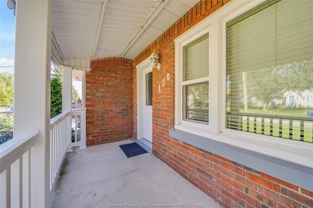 150 PRINCE ARTHUR Ave, Chatham 3