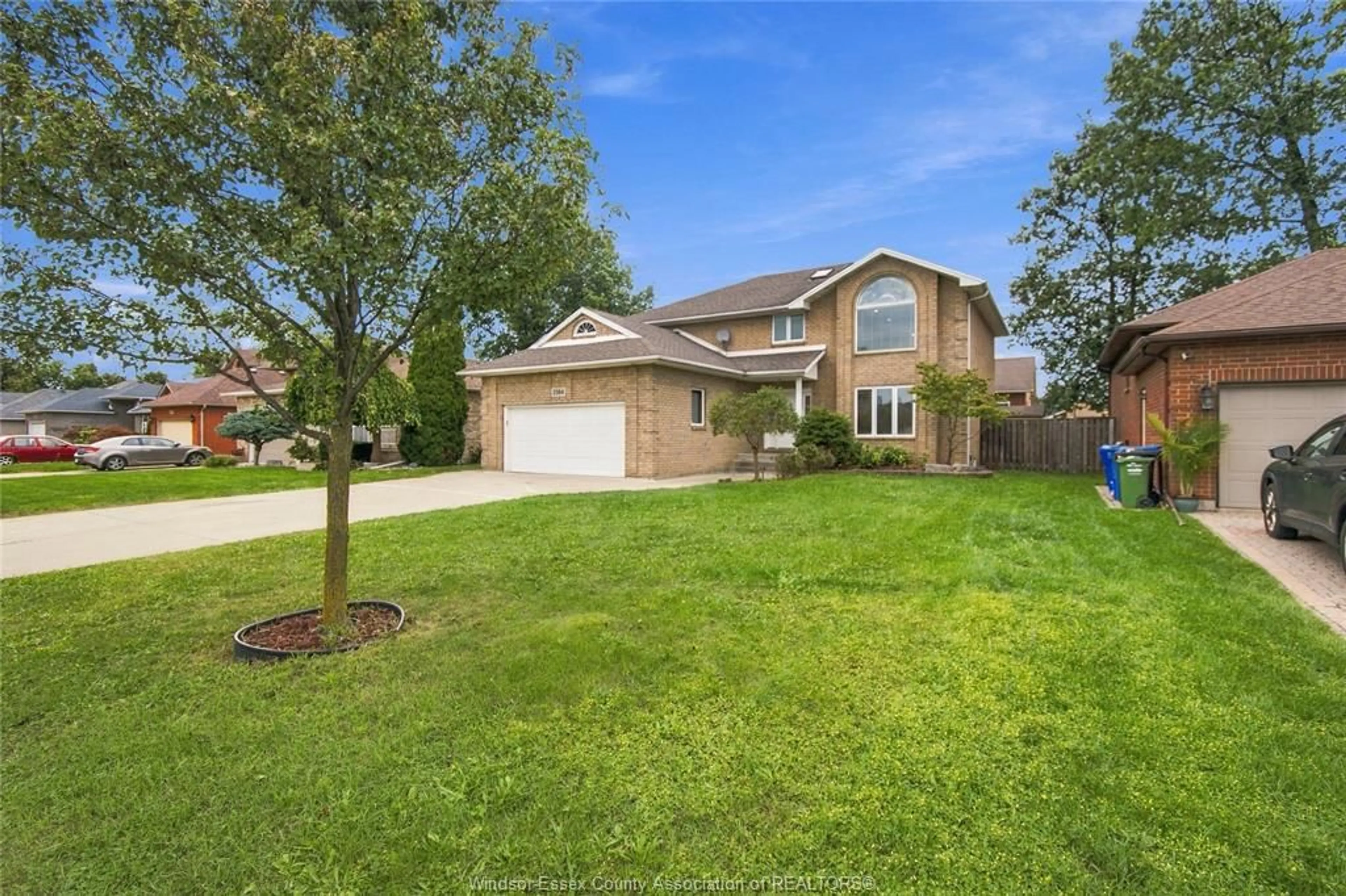 Unknown for 2564 BUTTERY St, Windsor Ontario N9E 4L9