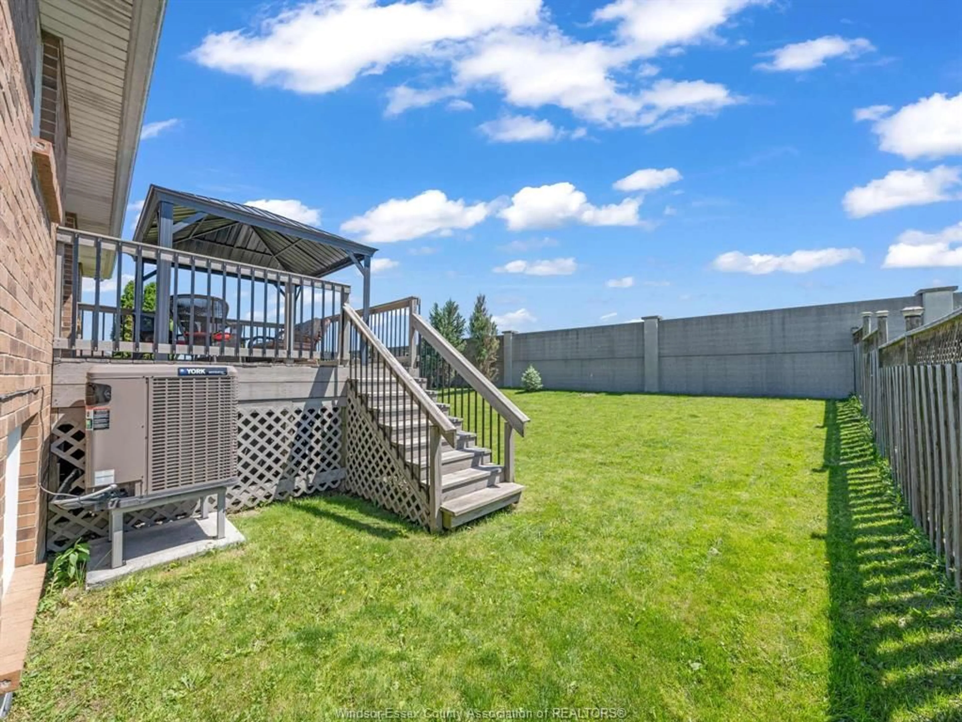Patio, water/lake/river/ocean view for 1541 Heatherglen Dr, Tecumseh Ontario N8N 5B3