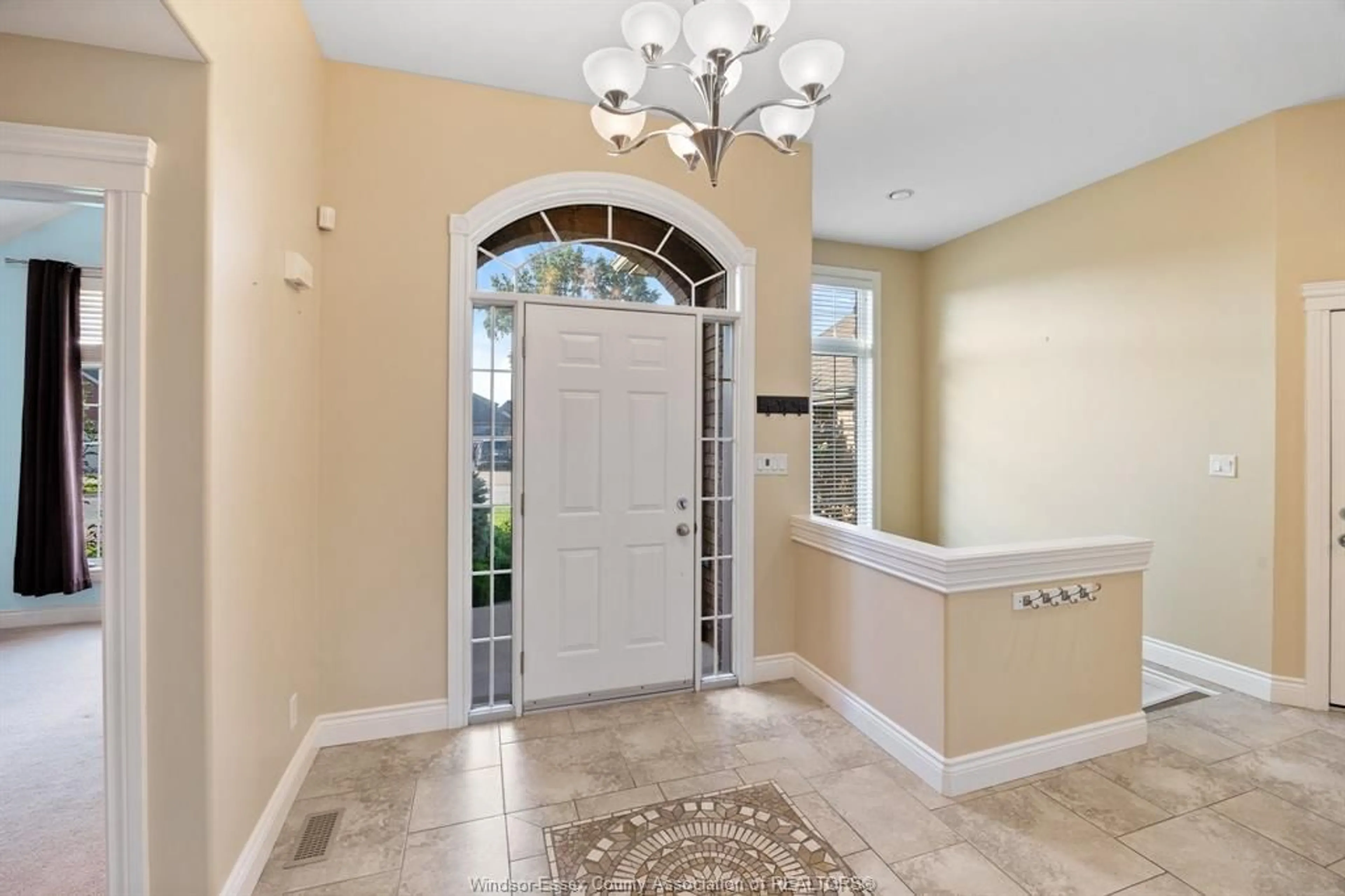 Indoor entryway for 1156 JOSHUA, Lakeshore Ontario N0R 1A0
