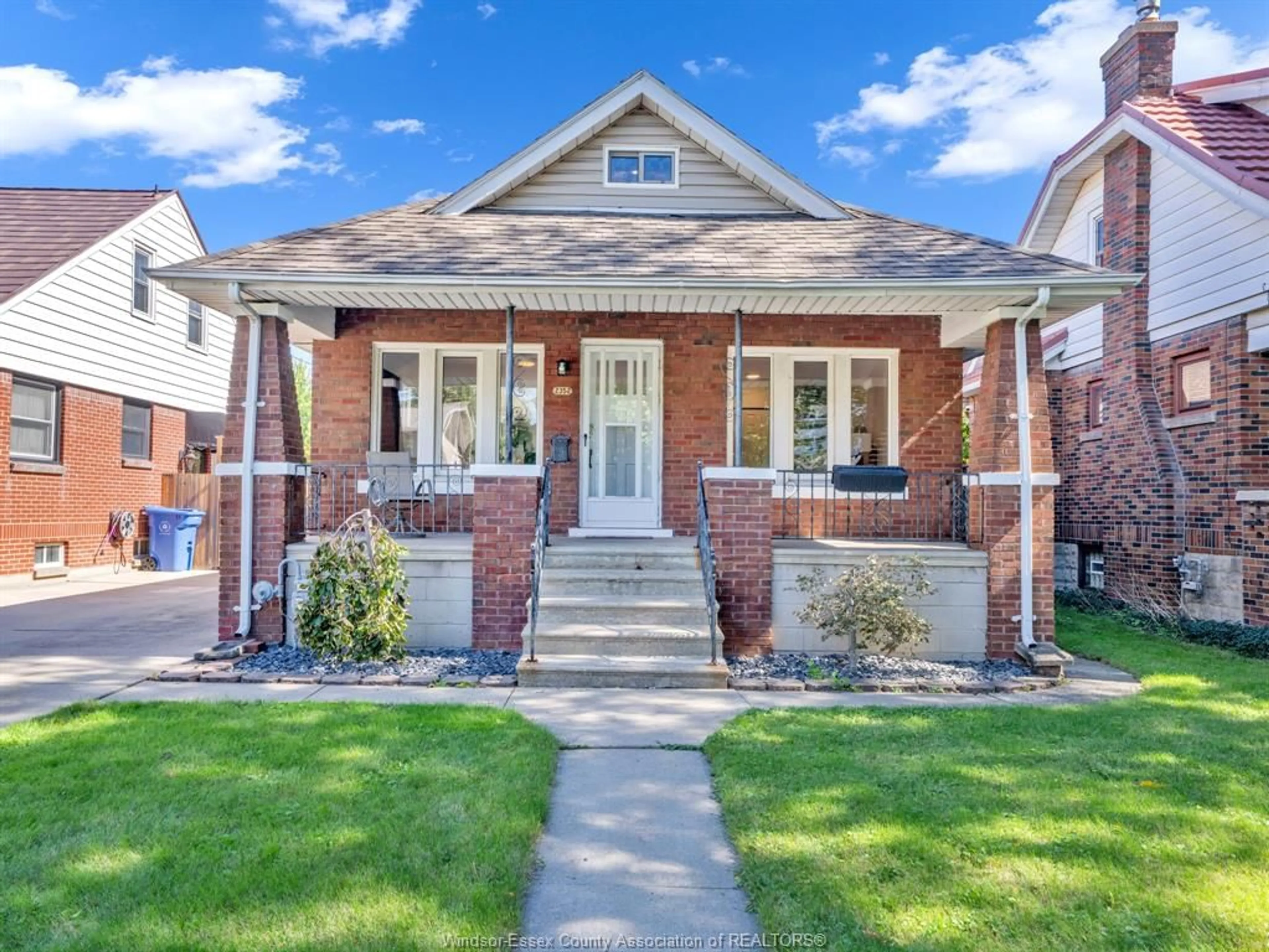 Home with brick exterior material, street for 2352 LINCOLN Rd, Windsor Ontario N8W 2R5