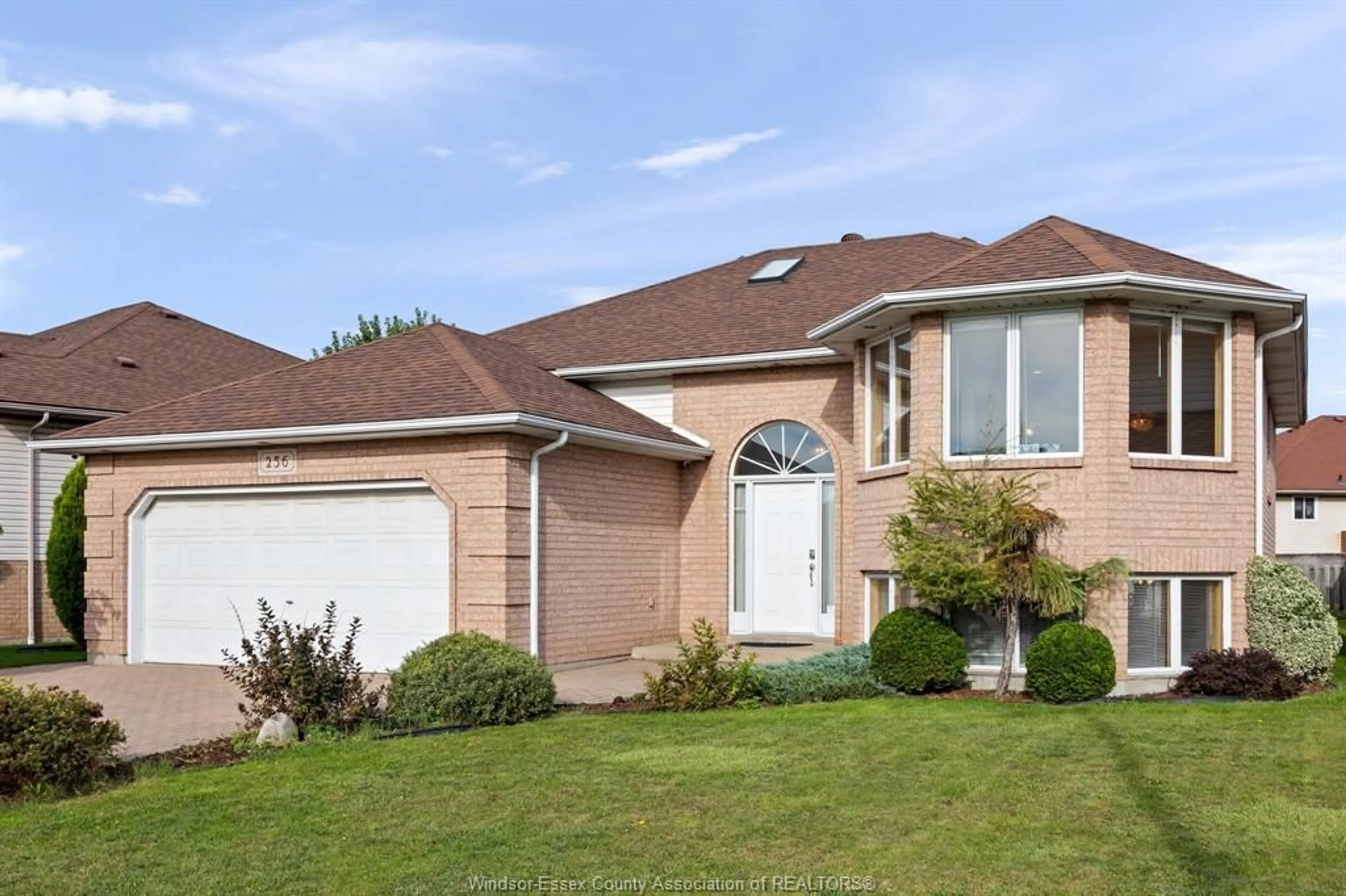 Home with brick exterior material, street for 256 KENILWORTH Pl, Windsor Ontario N9E 4M6