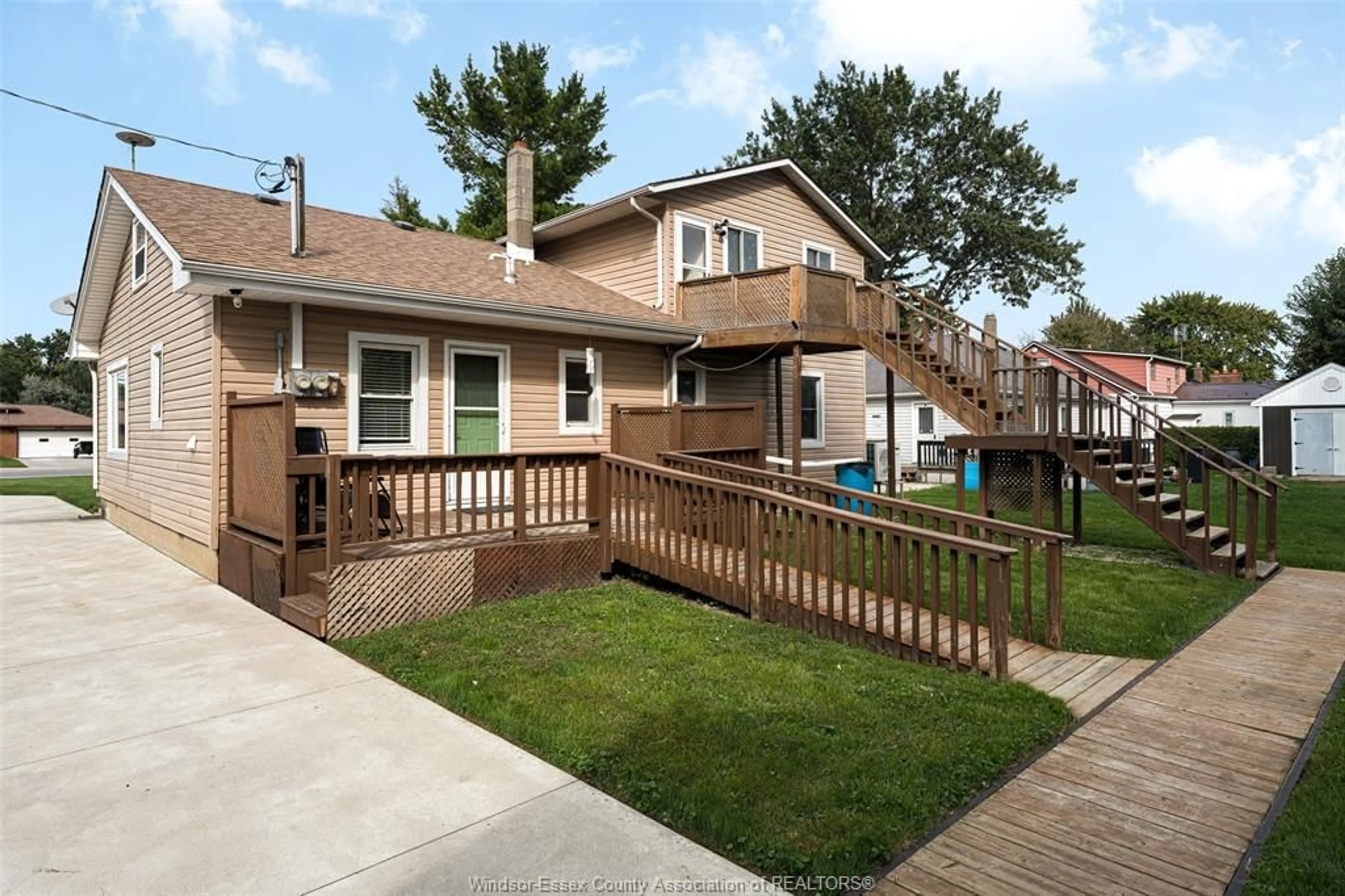 Patio, street for 288 NOTRE DAME St, Belle River Ontario N0R 1A0