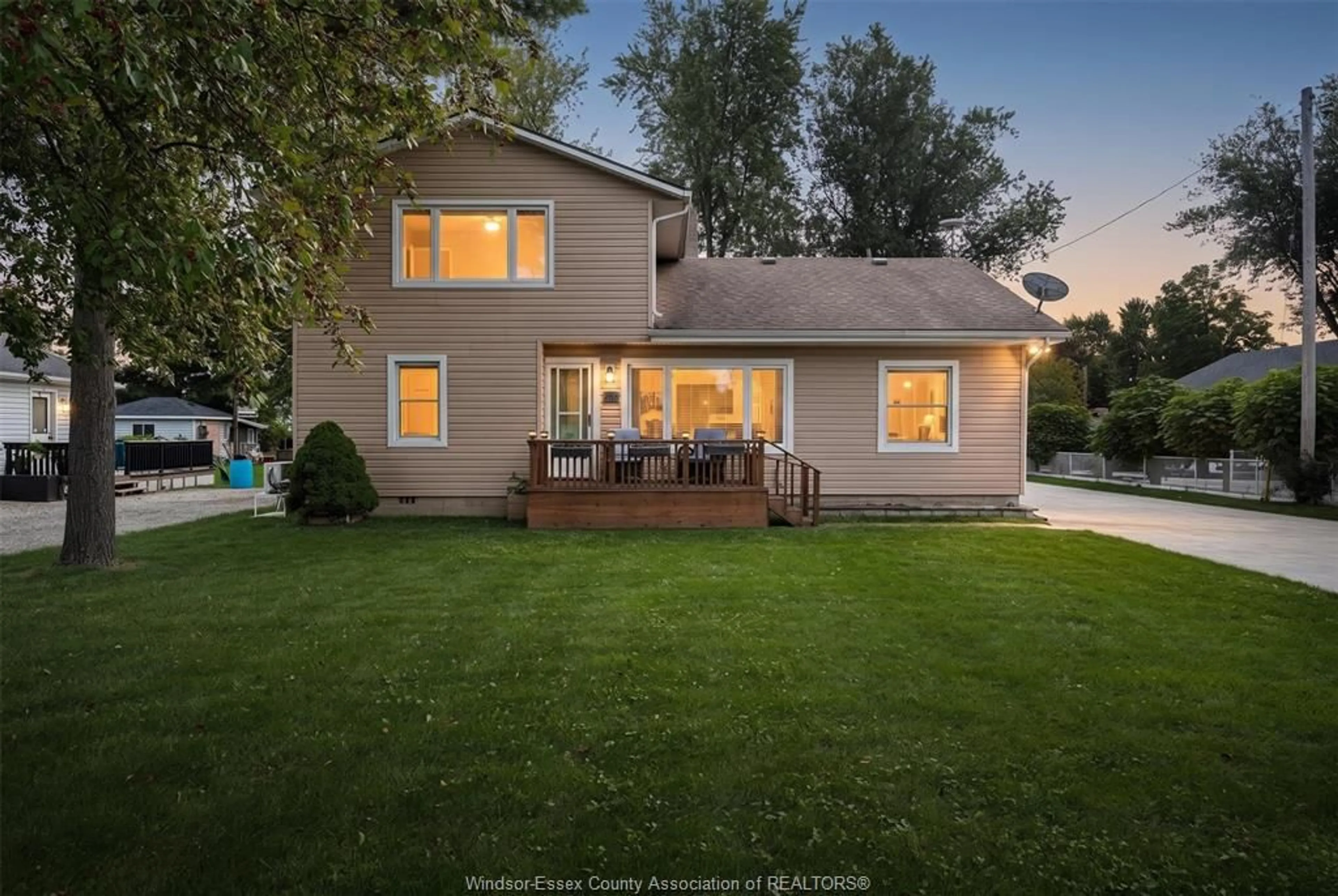 A pic from outside/outdoor area/front of a property/back of a property/a pic from drone, water/lake/river/ocean view for 288 NOTRE DAME St, Belle River Ontario N0R 1A0