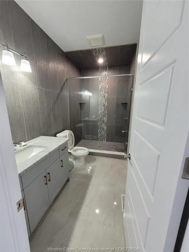 309 Benson Crt, Amherstburg 4