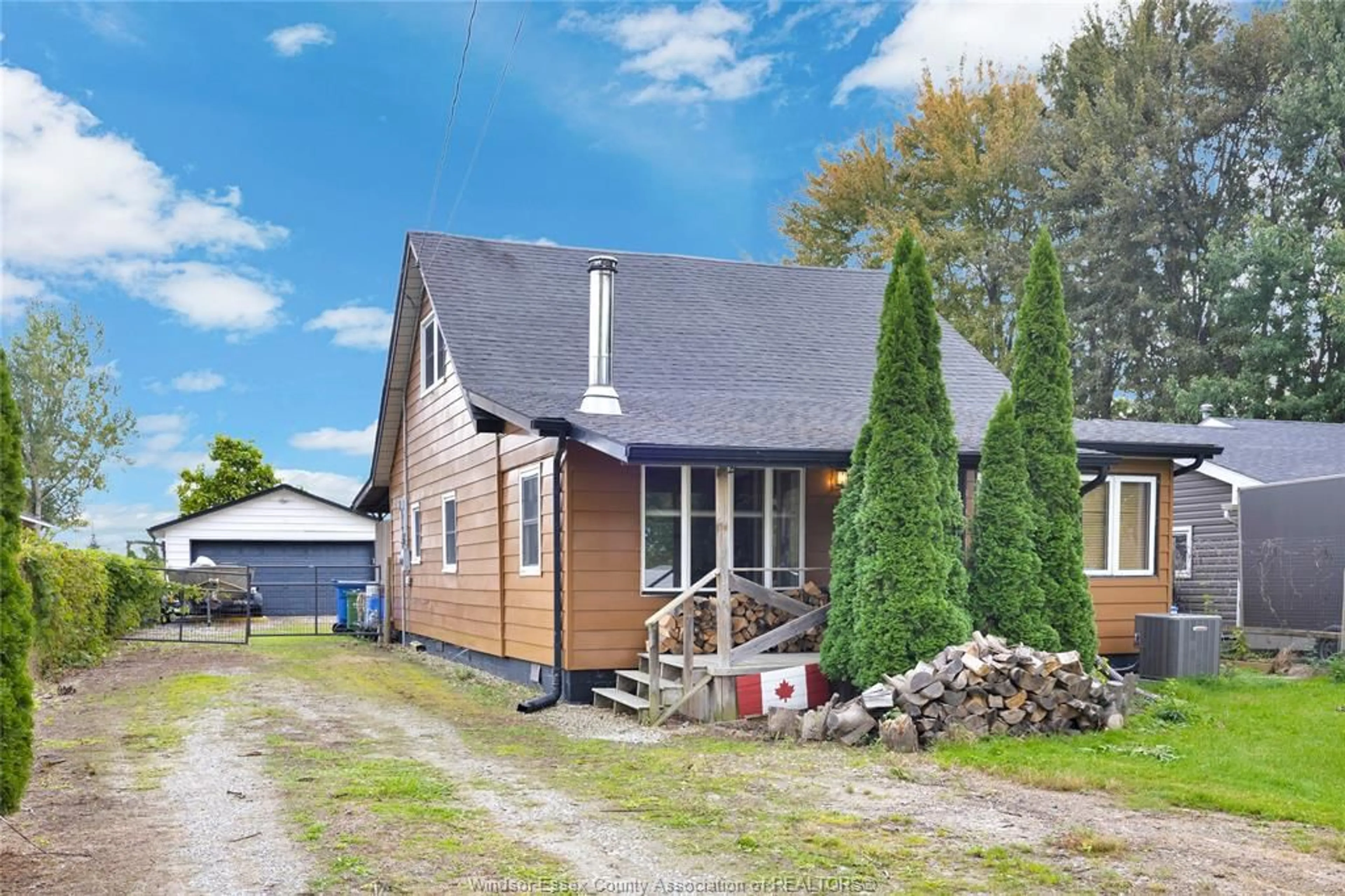 Unknown for 1957 FRONT Rd, Amherstburg Ontario N9V 3R3