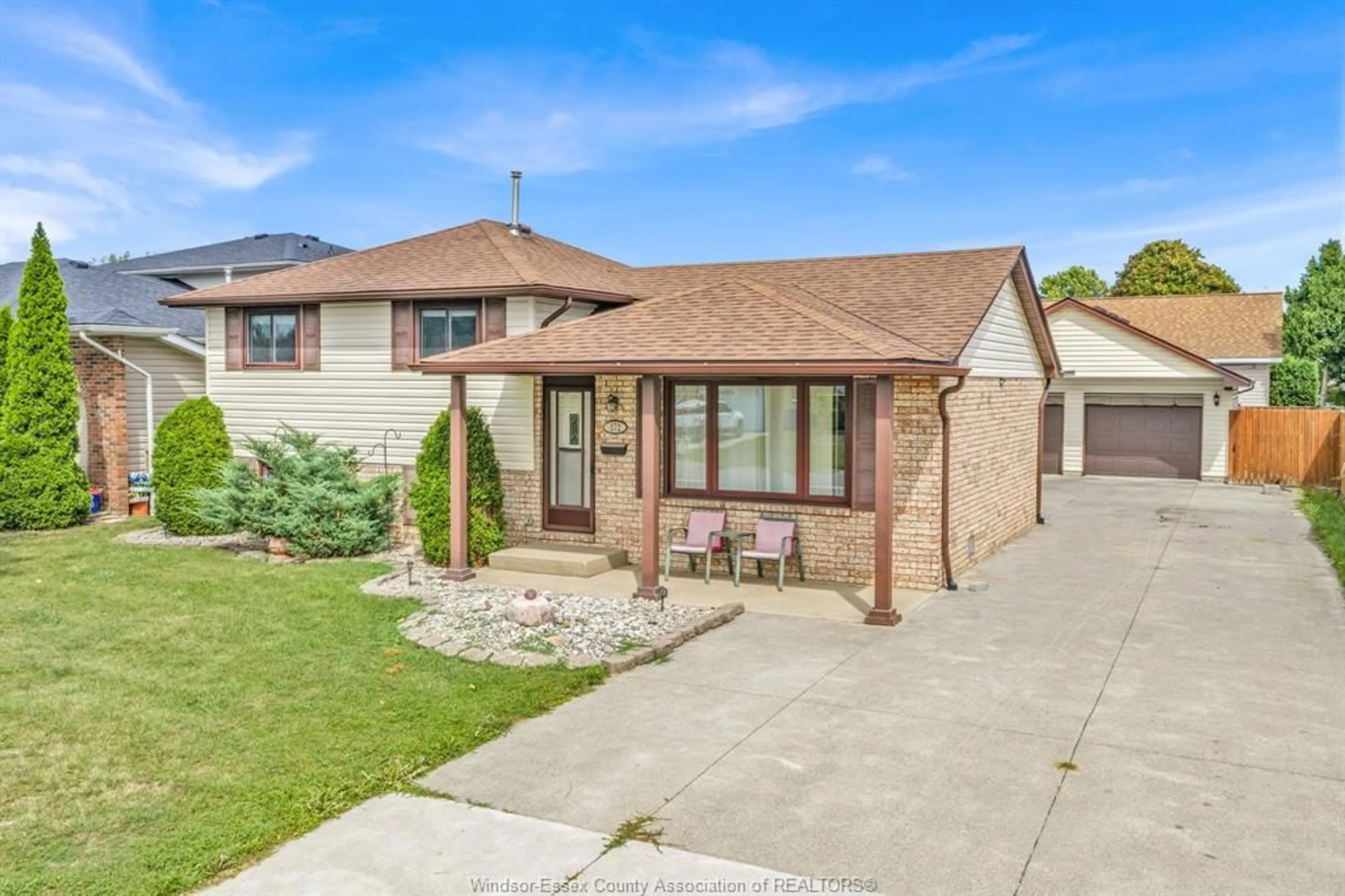 Home with brick exterior material, street for 172 PACIFIC, Amherstburg Ontario N9V 3E2