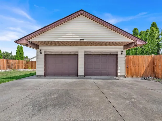 172 PACIFIC, Amherstburg 5
