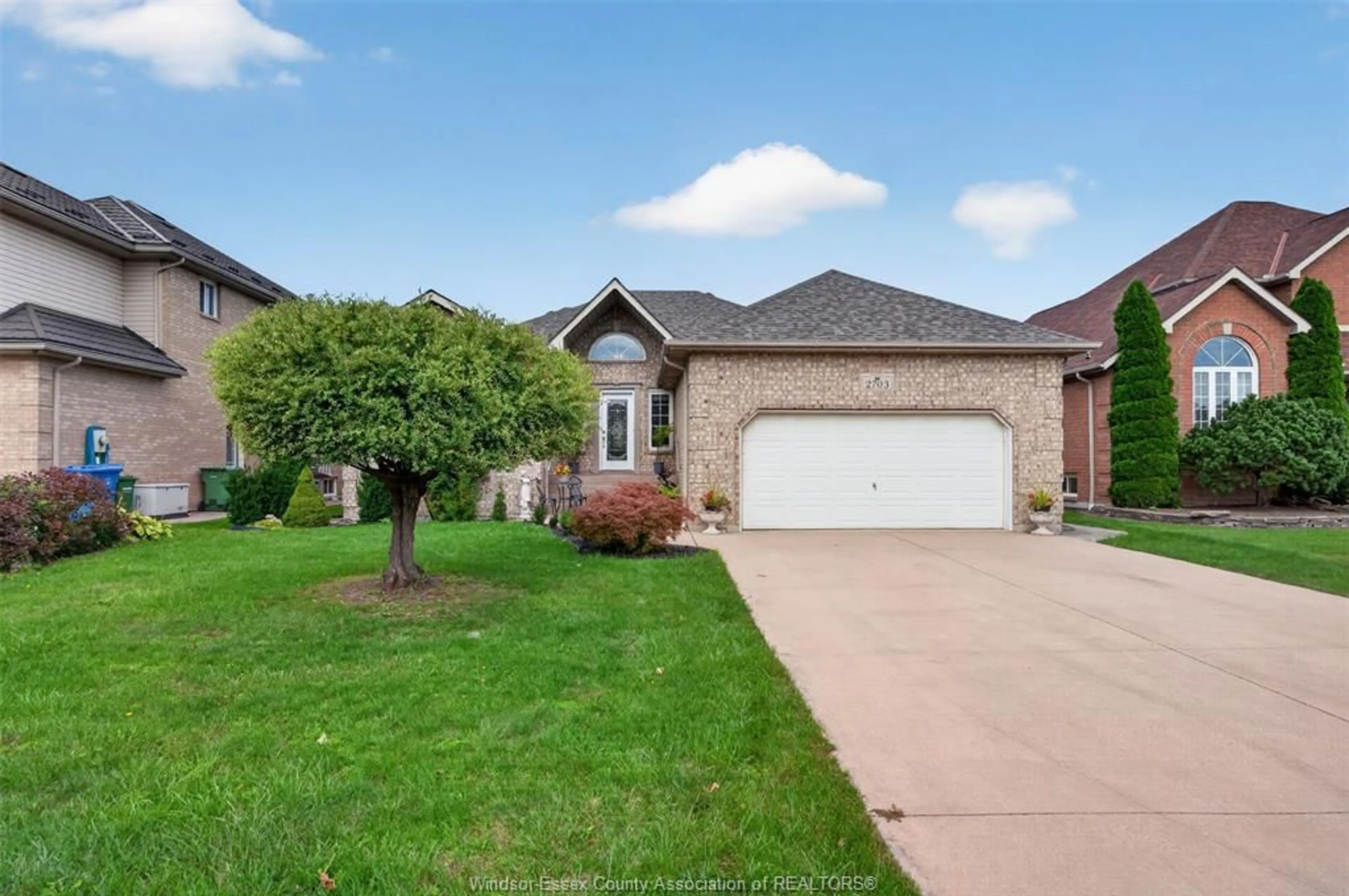 Home with brick exterior material, street for 2703 LOMBARDY CRES, LaSalle Ontario N9H 2L7