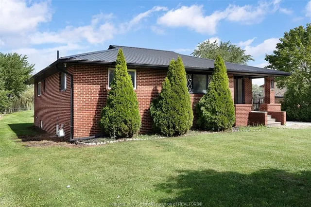2300 COUNTY RD 12, Essex 3