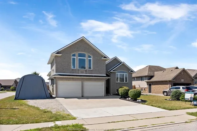 230 ST PETER, Lakeshore 2
