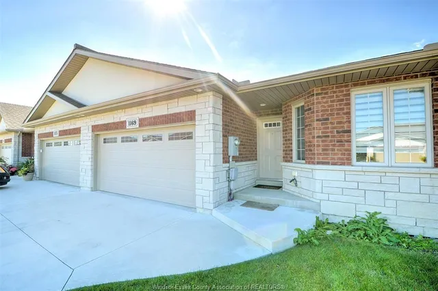 1169 COPELAND Ave, Windsor 3