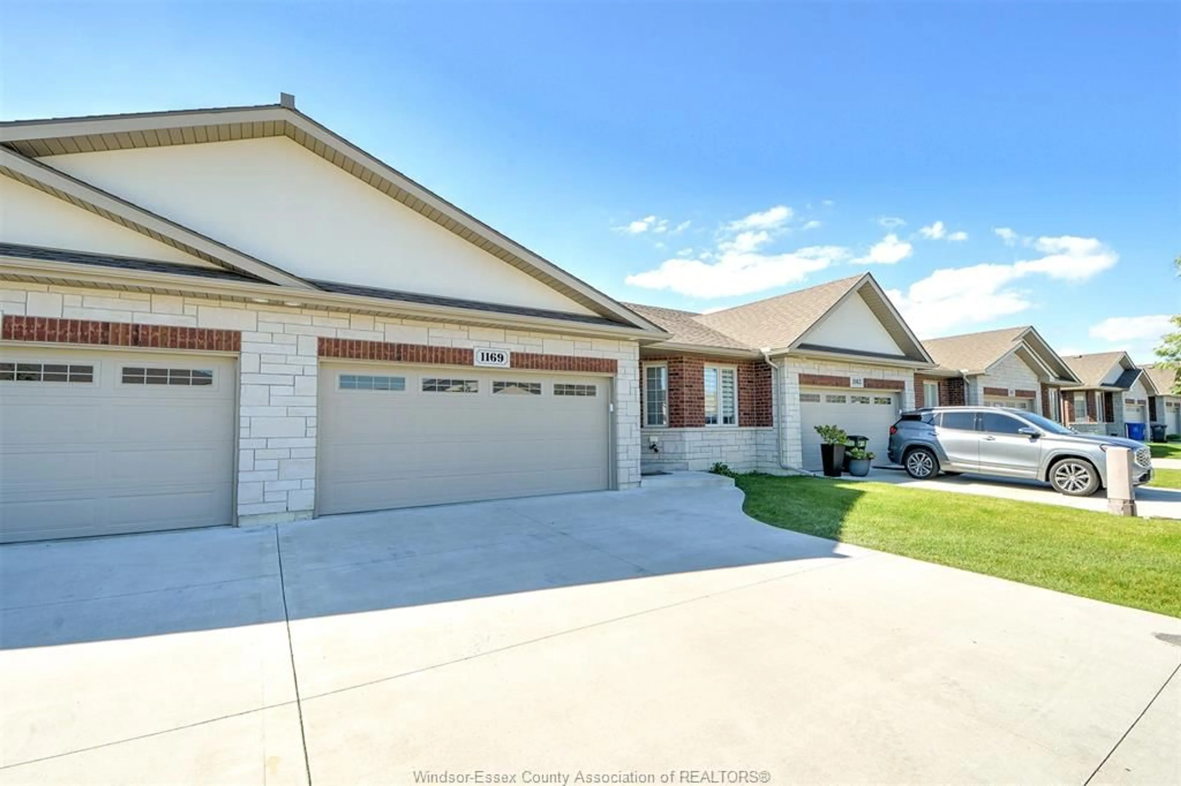 Unknown for 1169 COPELAND Ave, Windsor Ontario N8P 0C6