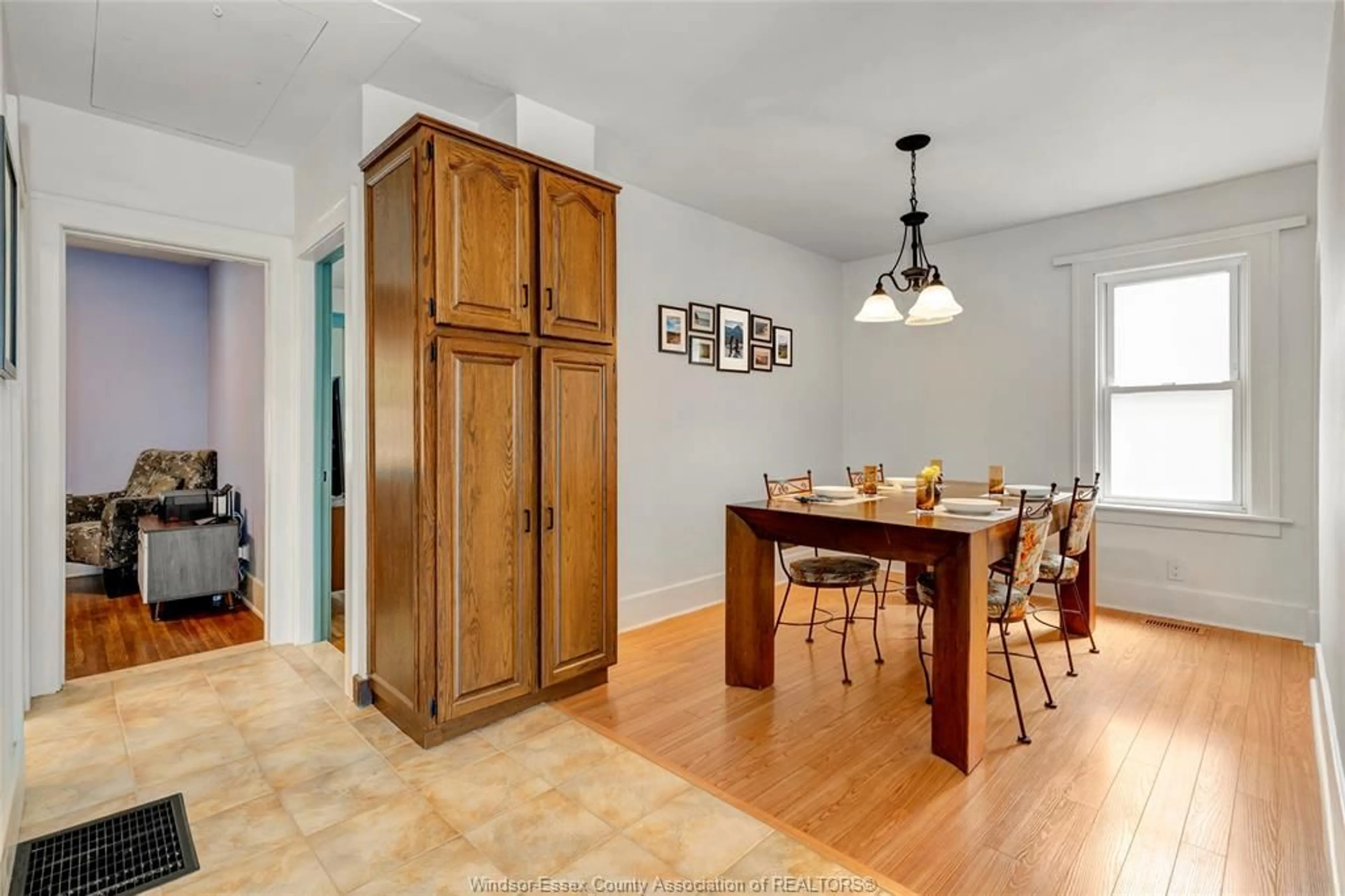 Dining room, unknown for 1871 Albert Rd, Windsor Ontario N8W 3X1