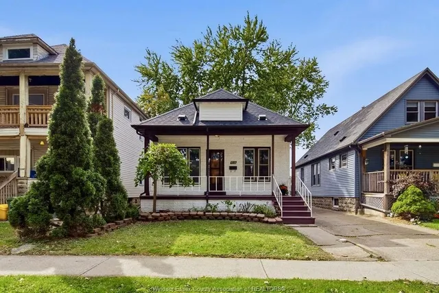 1541 LINCOLN Rd, Windsor