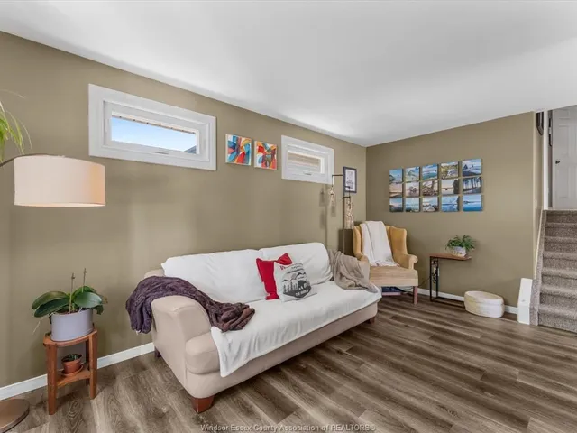 3461 CARIBOU, Windsor 5