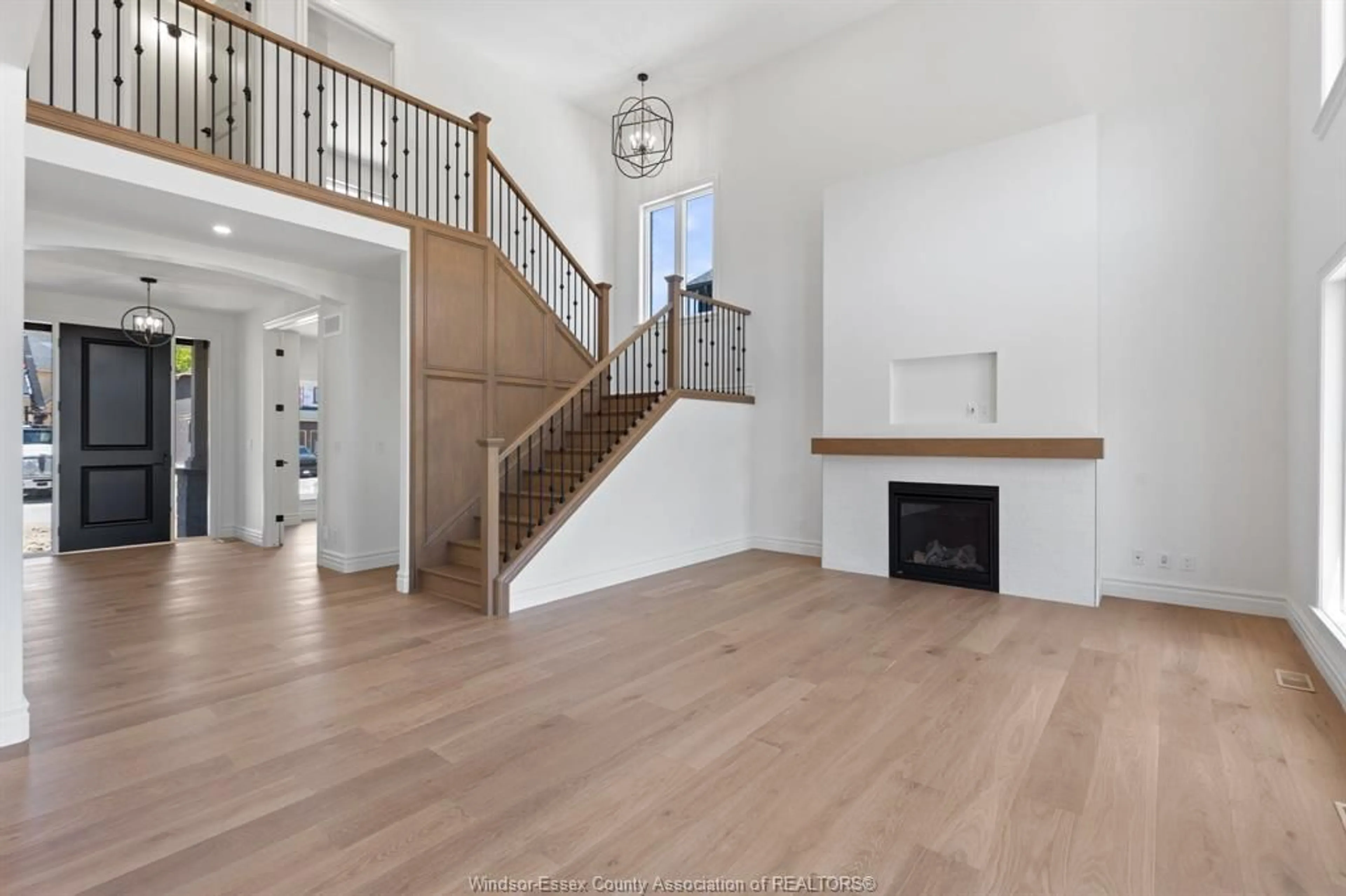 Unknown for 3686 FARROW Ave, Windsor Ontario N9E 0B2