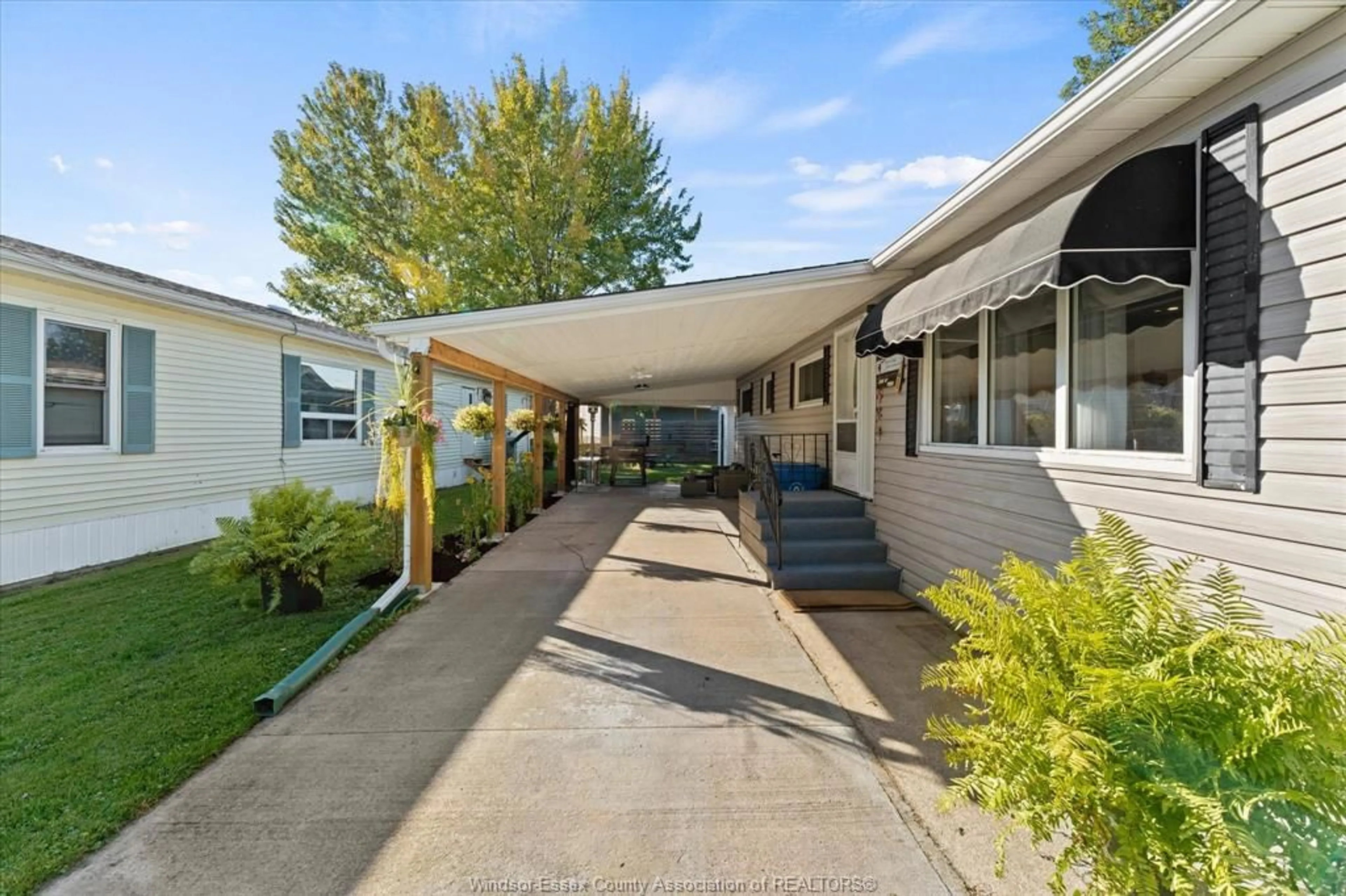 Unknown for 20 Poplar Dr #193, McGregor Ontario N0R 1J0