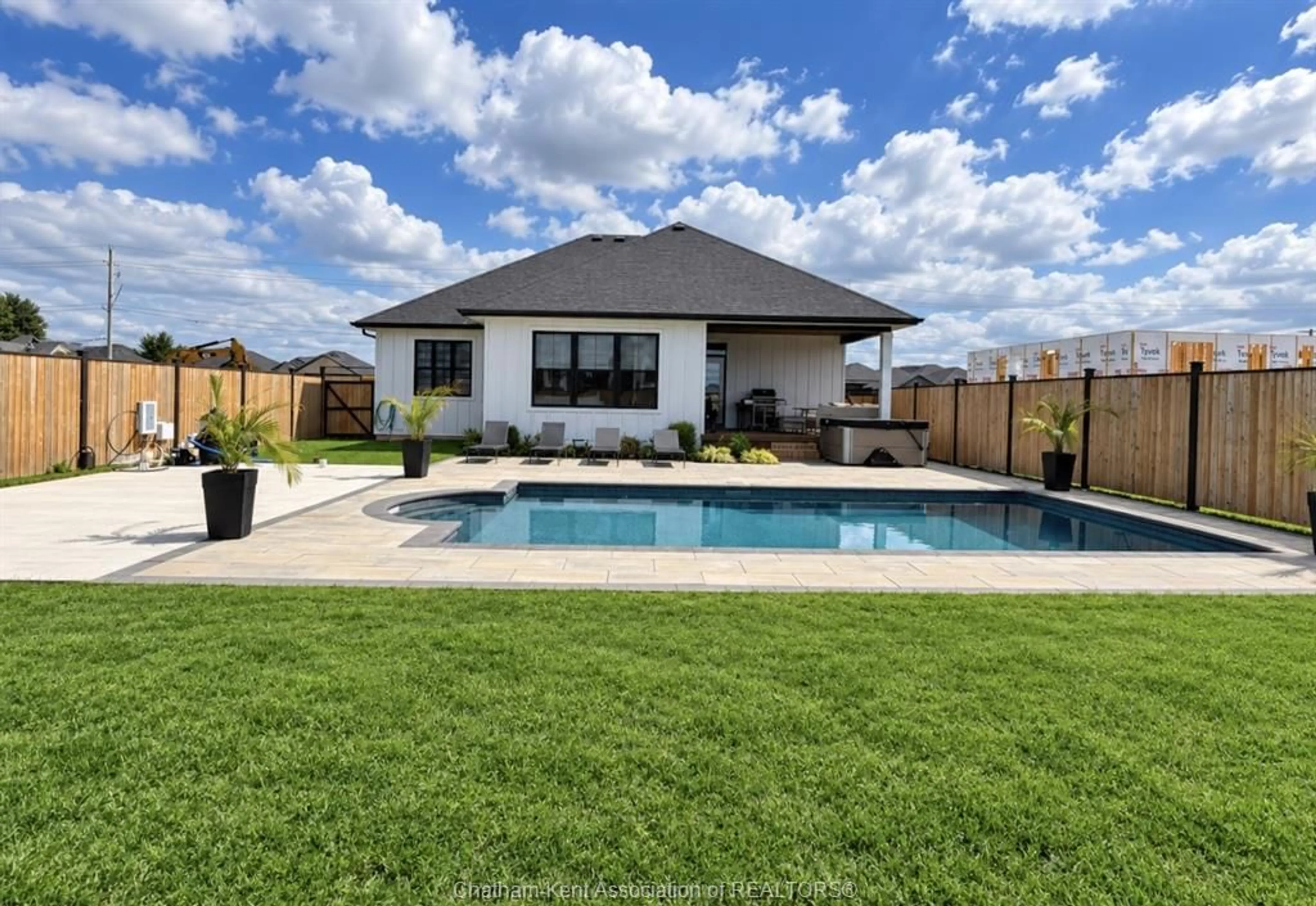 Unknown for 593 Indian Creek Rd, Chatham Ontario N7M 6G2
