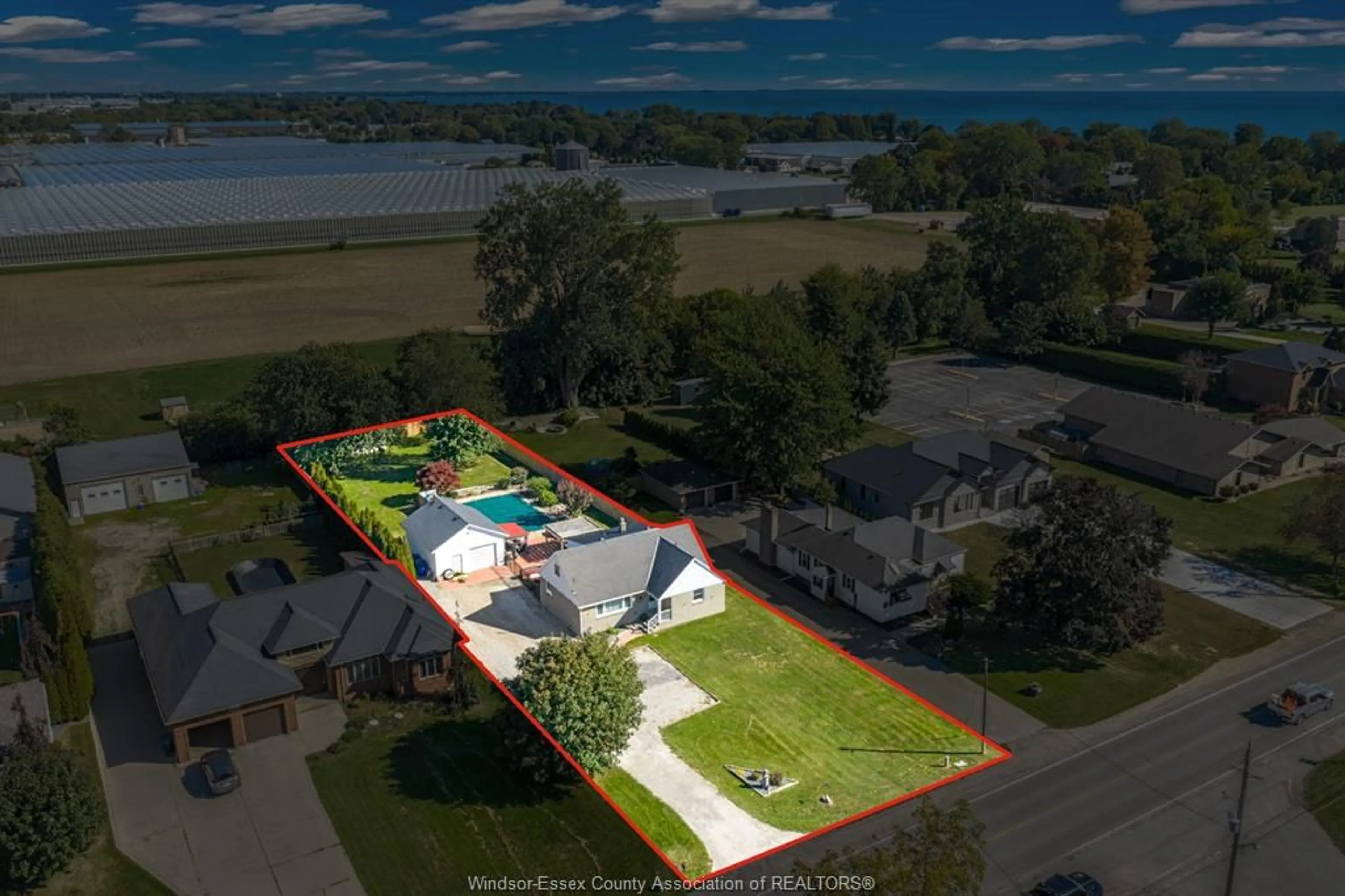 A pic from outside/outdoor area/front of a property/back of a property/a pic from drone, water/lake/river/ocean view for 1604 UNION Ave, Ruthven Ontario N0P 2G0