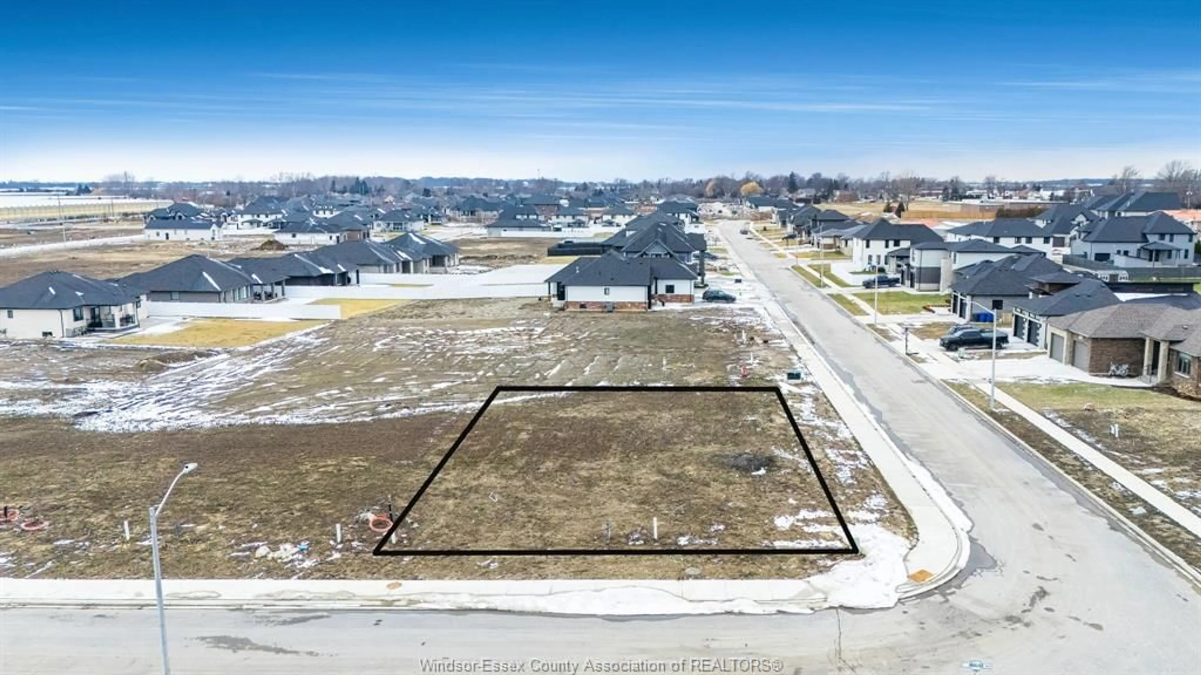 A pic from outside/outdoor area/front of a property/back of a property/a pic from drone, street for 1875 Molise Blvd, Kingsville Ontario N0P 2G0