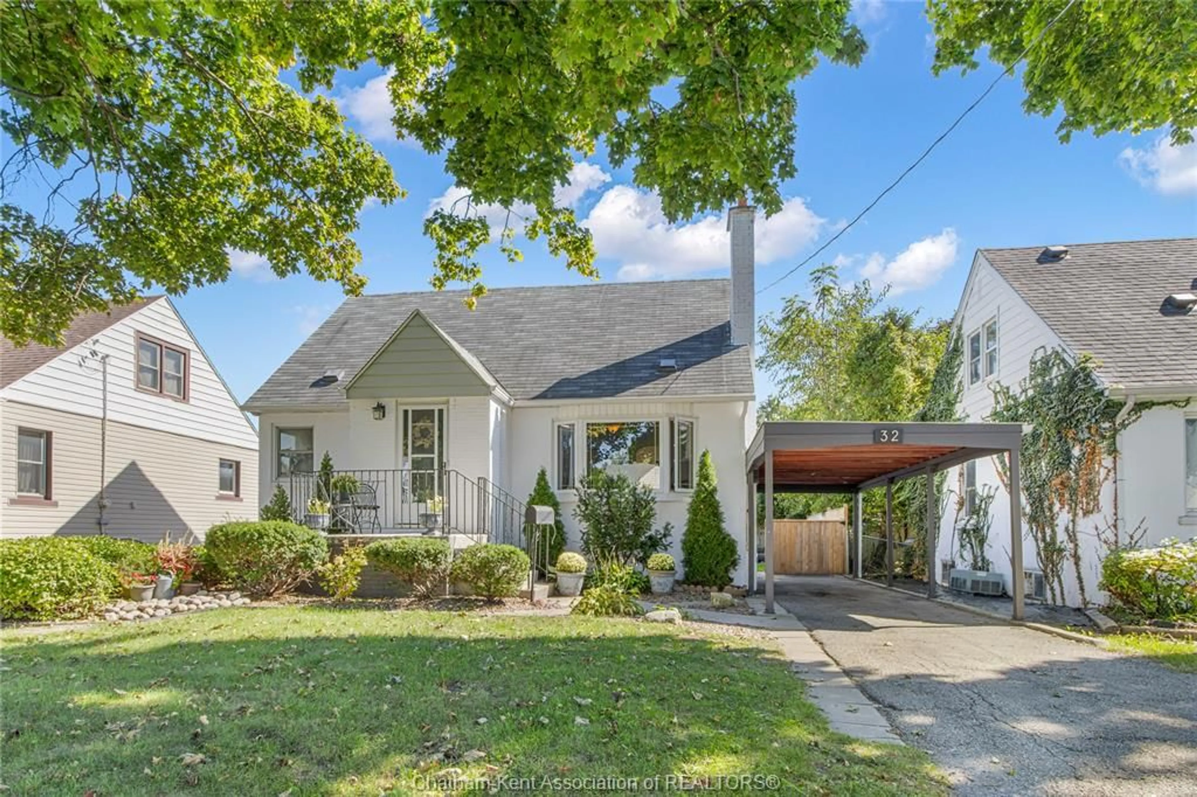 Unknown for 32 KERR Ave, Chatham Ontario N7M 1B7
