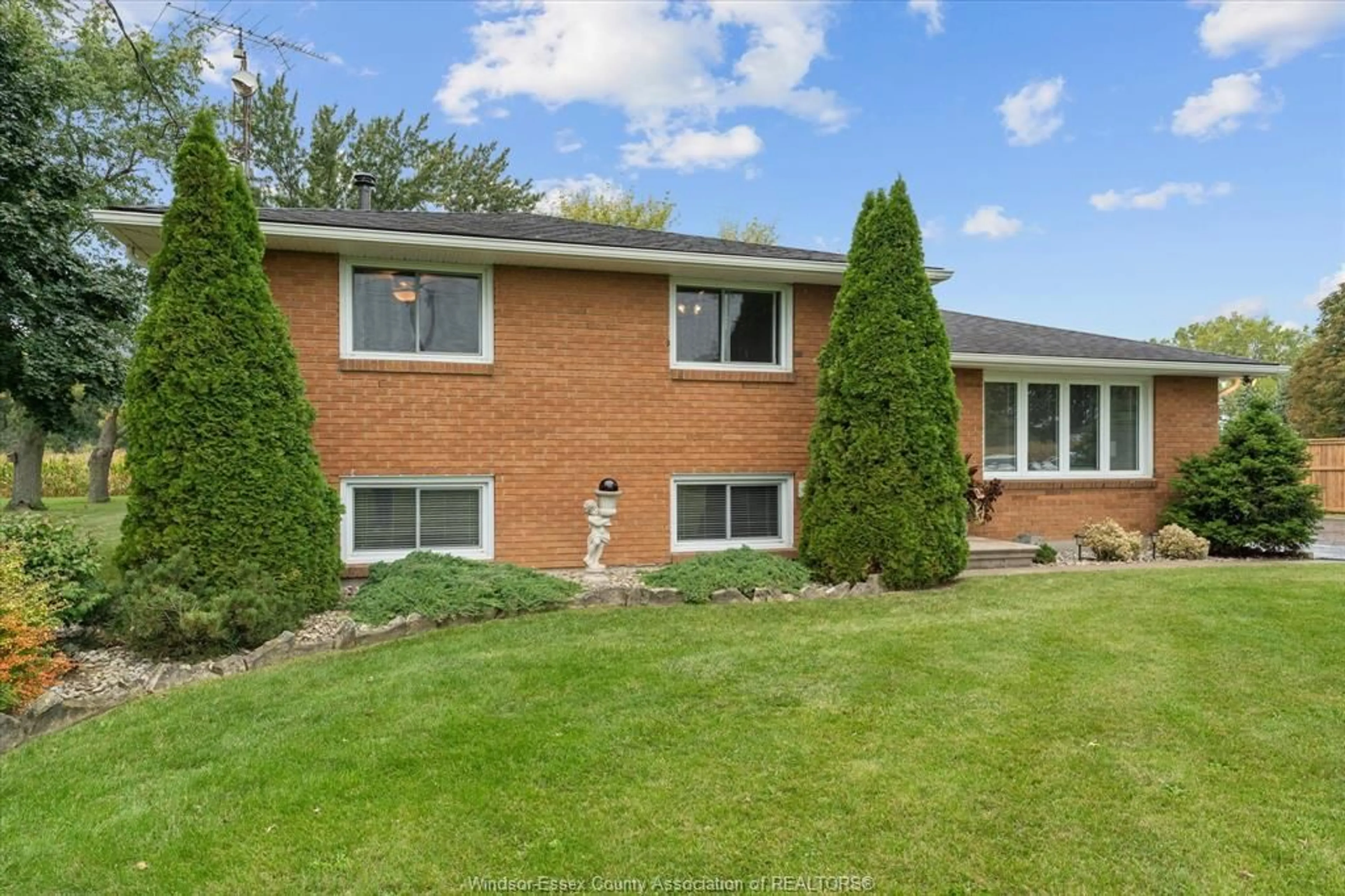 Home with brick exterior material, street for 3724 Concession Rd, Amherstburg Ontario N9V 2Y9