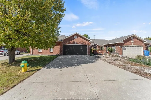 330 SADDLE Lane, Kingsville 2