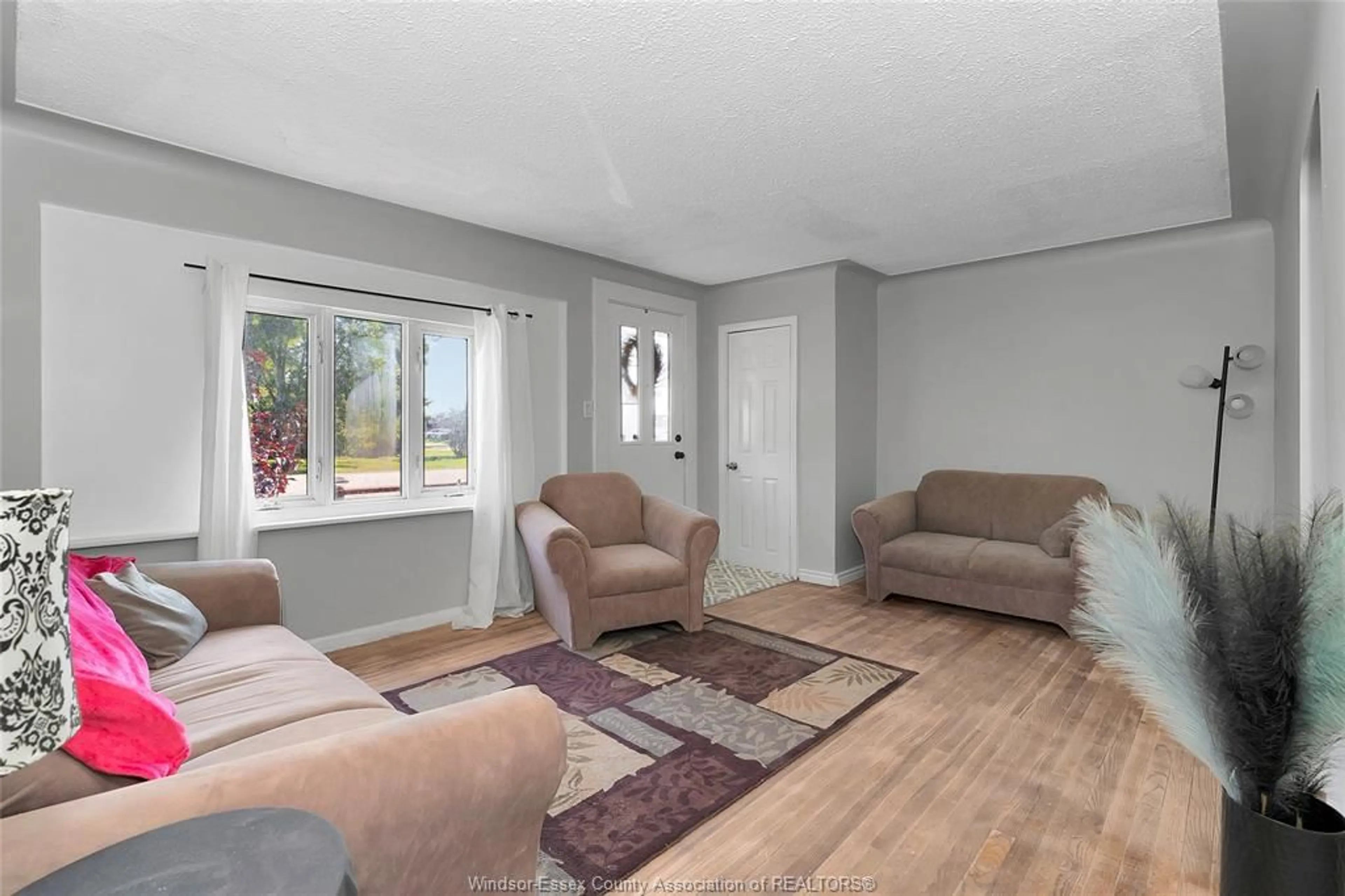 Living room with furniture, unknown for 3887 TURNER RD, Windsor Ontario N8W 3E4