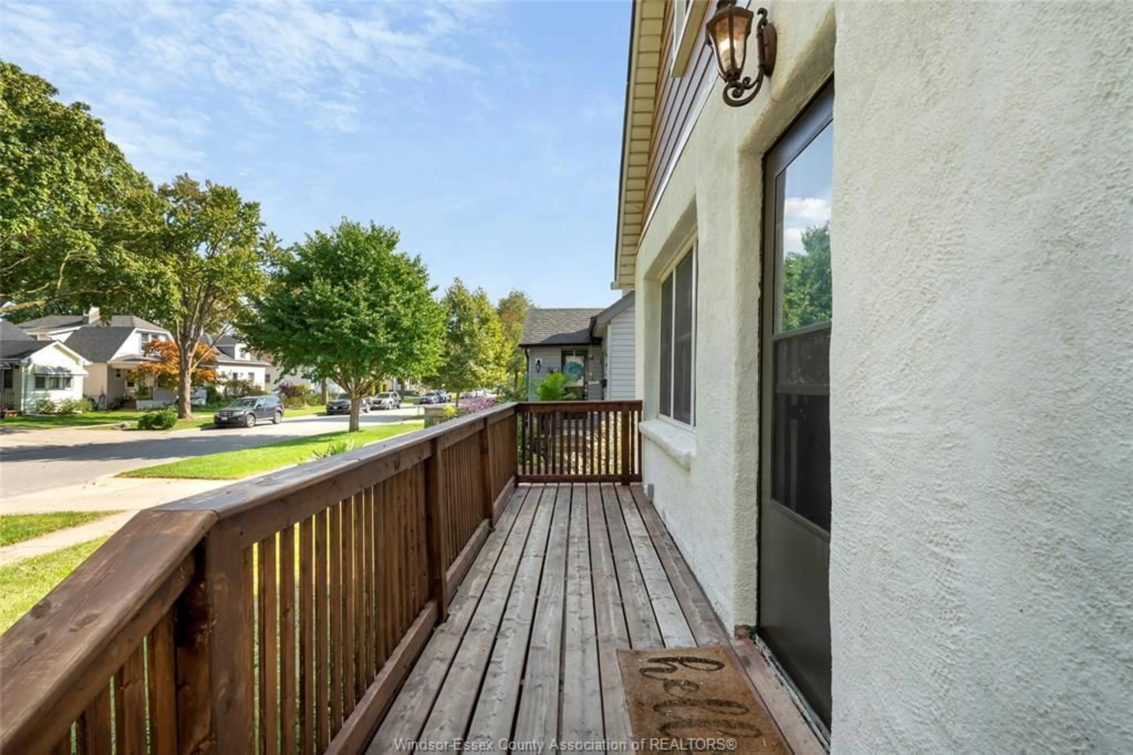 Patio, water/lake/river/ocean view for 1825 WINDERMERE, Windsor Ontario N8W 2S3