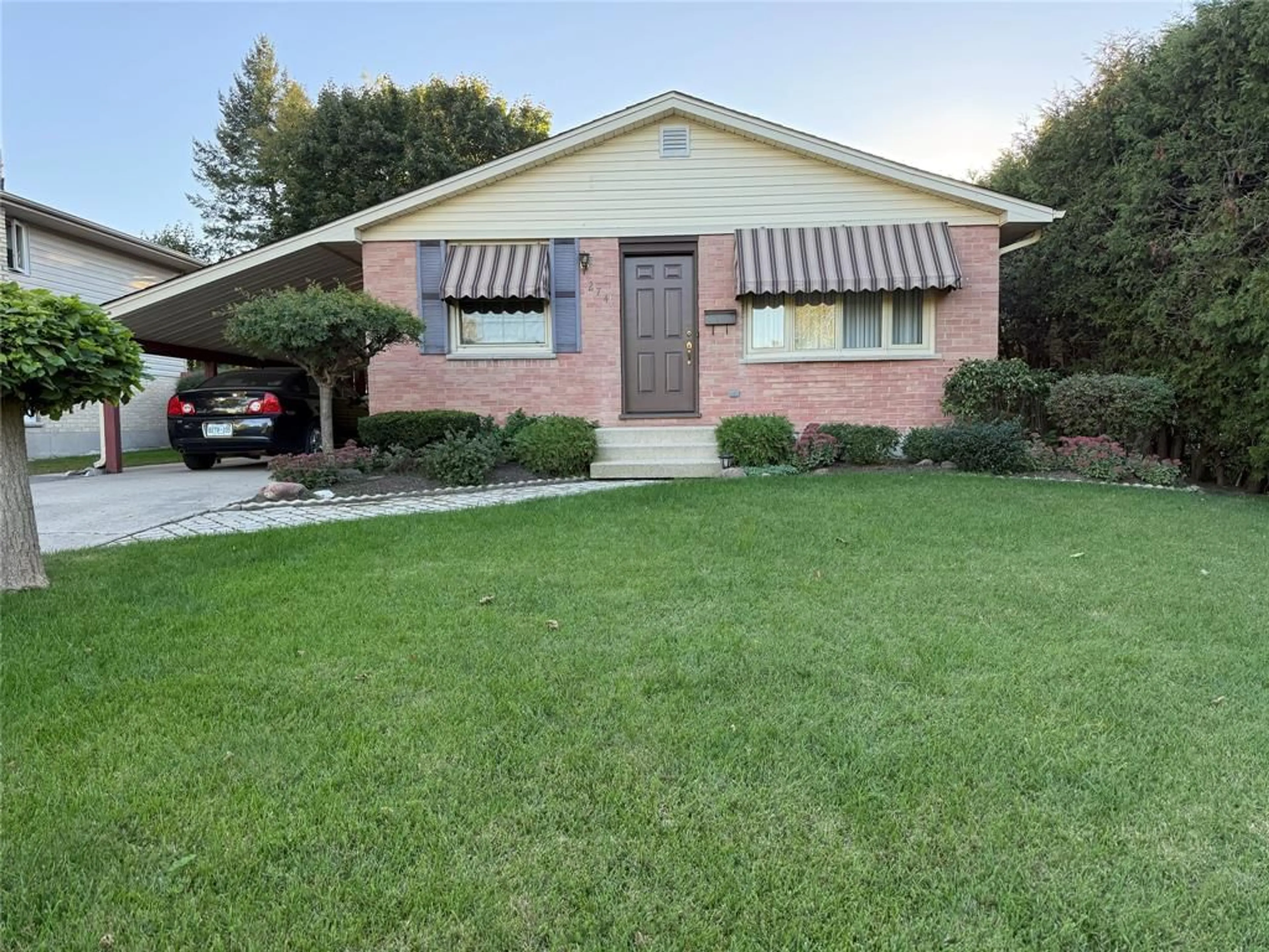 Home with brick exterior material, street for 274 FRANCES St, Strathroy Ontario N7G 2L6