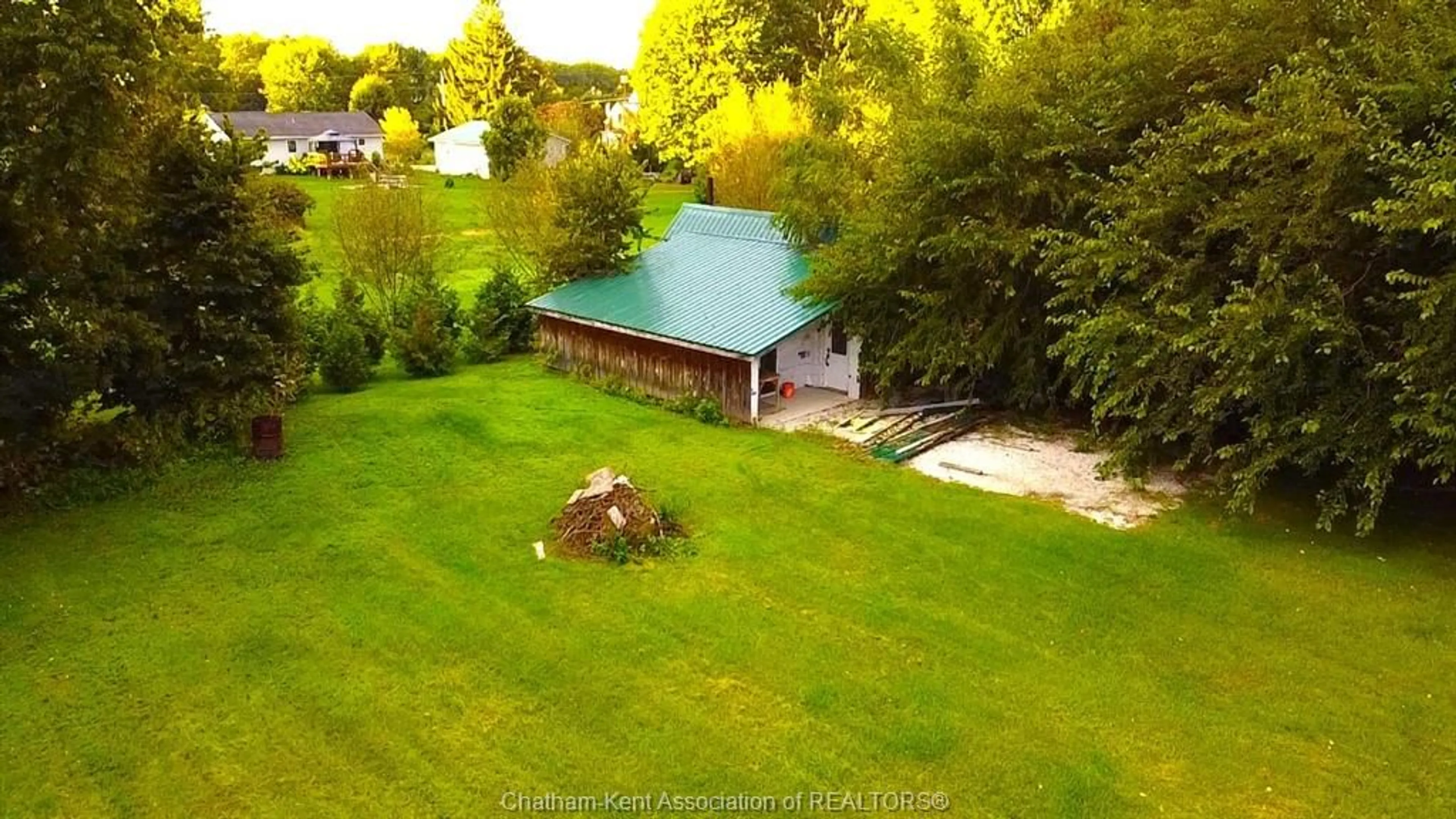 A pic from outside/outdoor area/front of a property/back of a property/a pic from drone, water/lake/river/ocean view for 6191 Isabelle St, Florence Ontario N0P 1R0