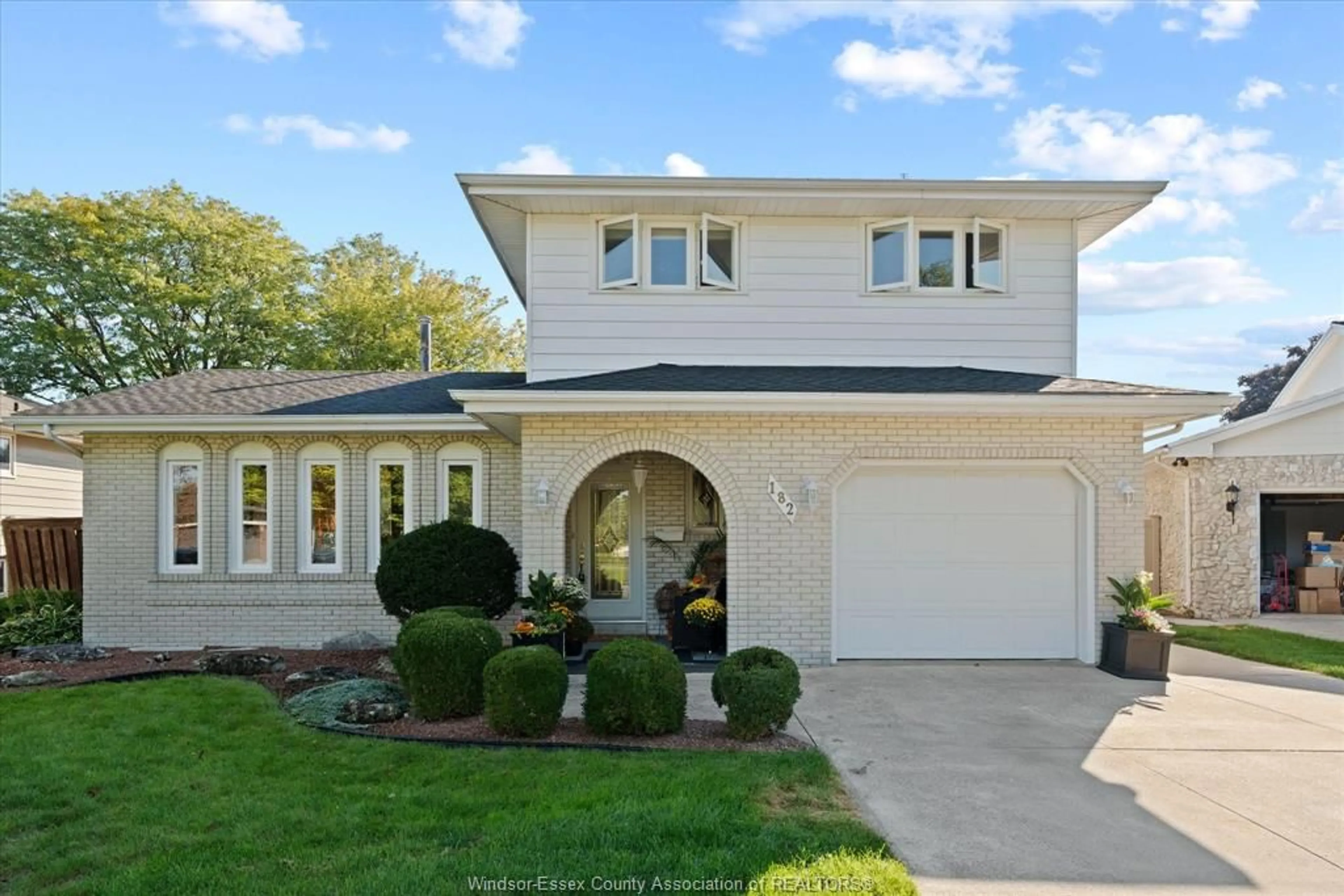 Home with vinyl exterior material, street for 182 CENTENNIAL, Tecumseh Ontario N8N 2N6
