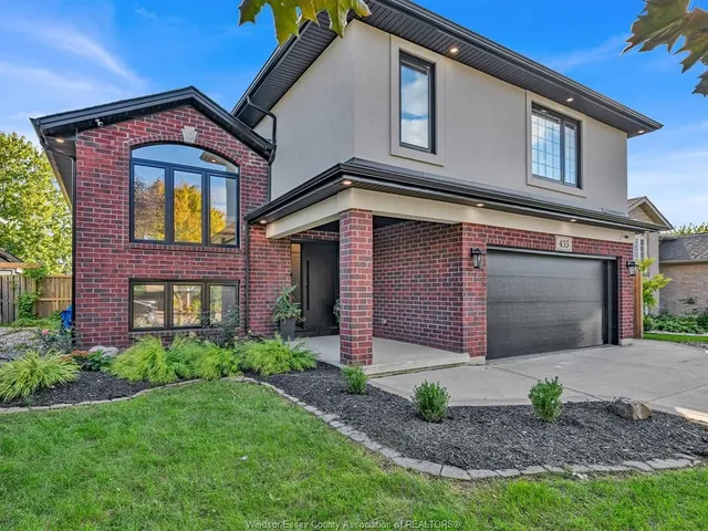 433 MCLELLAN, Amherstburg 3