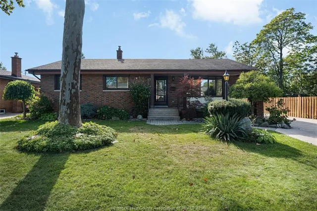 2545 ST. PATRICKS'S Ave, Windsor 3