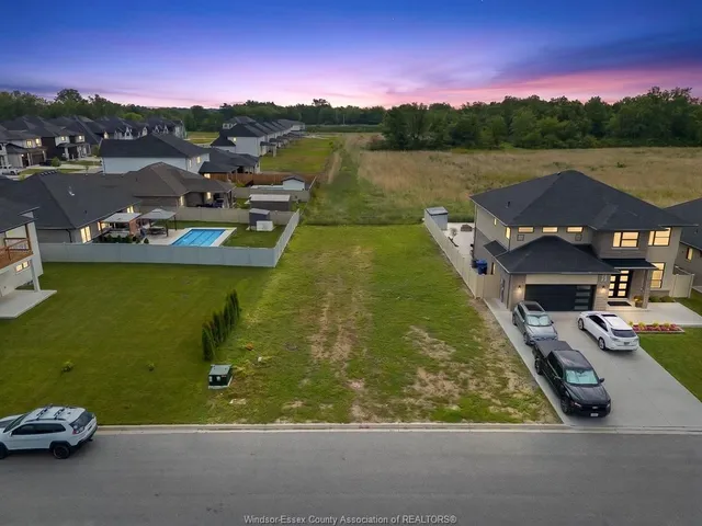 122 Davis, Amherstburg 5