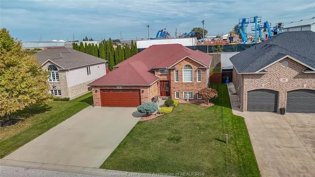 35 SANDY LAKE, Leamington 5