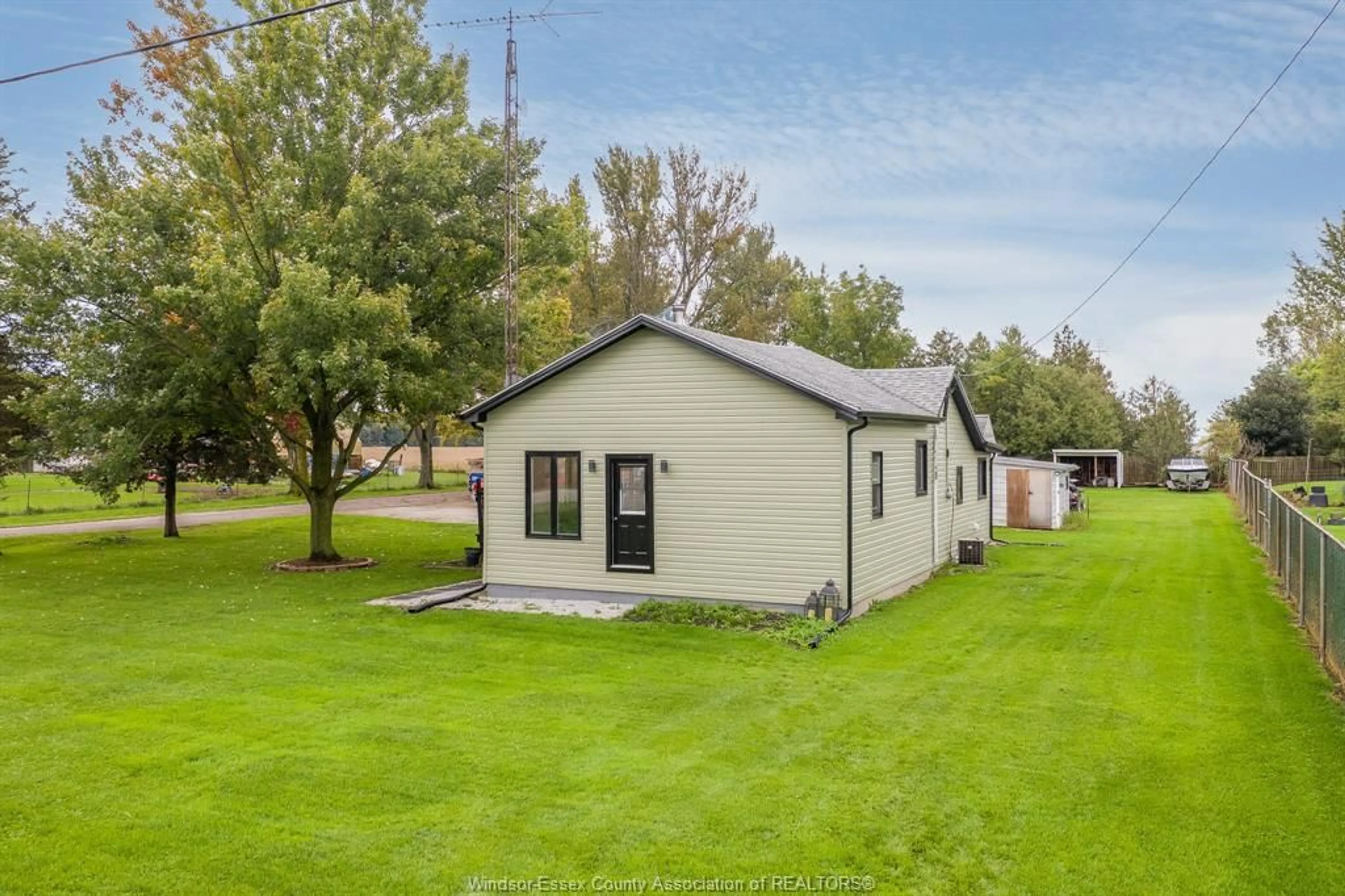 A pic from outside/outdoor area/front of a property/back of a property/a pic from drone, unknown for 20858 FARGO Rd, Blenheim Ontario N0P 1G0