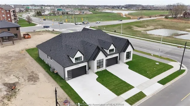 7558 SILVERLEAF Lane, LaSalle 3