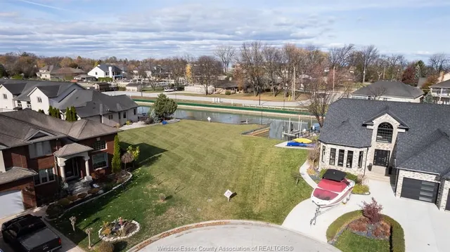 256 MOCERI Cres, Lakeshore 2
