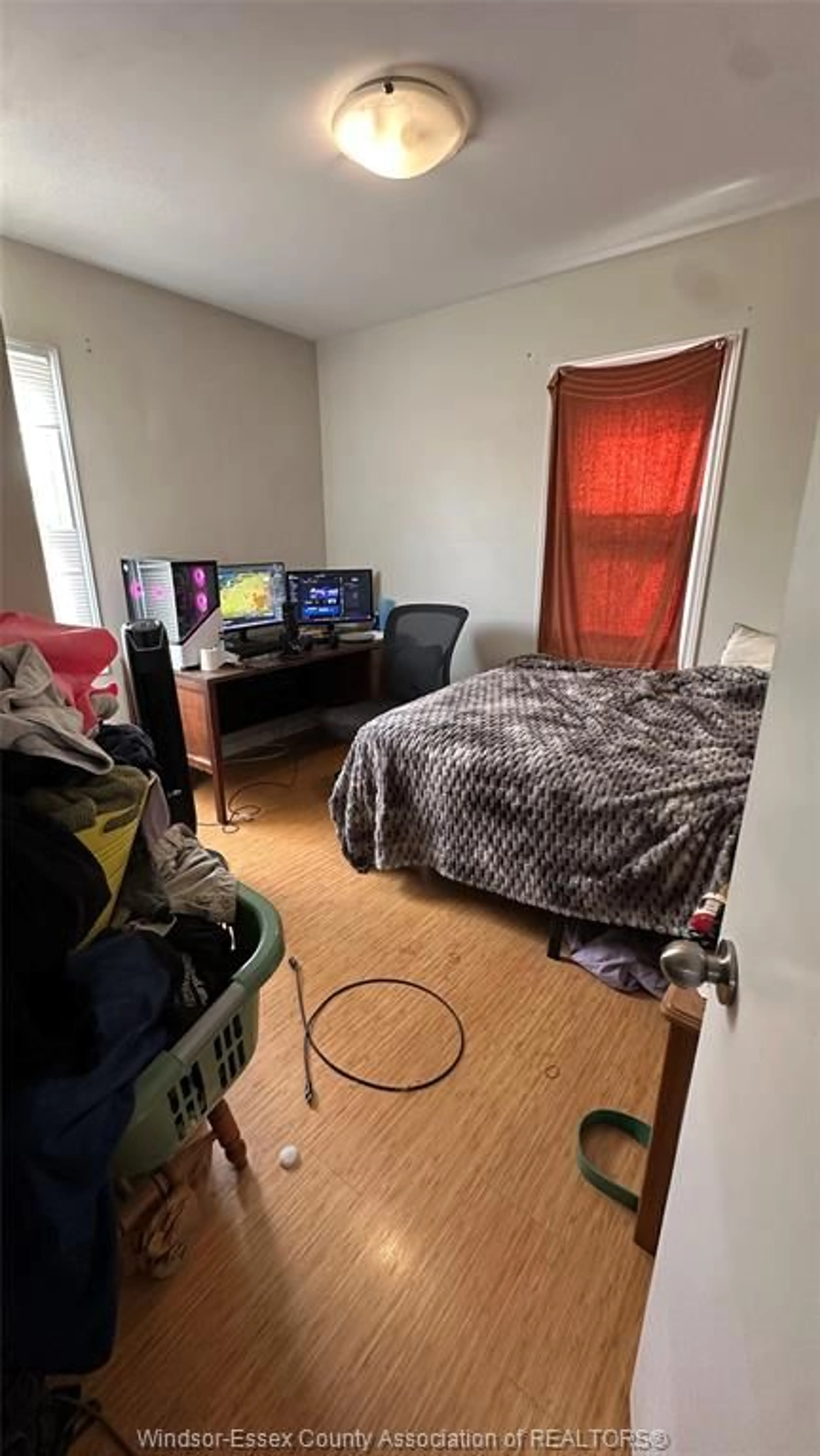 A pic of a room for 3603 WALKER, Windsor Ontario N8W 3S6