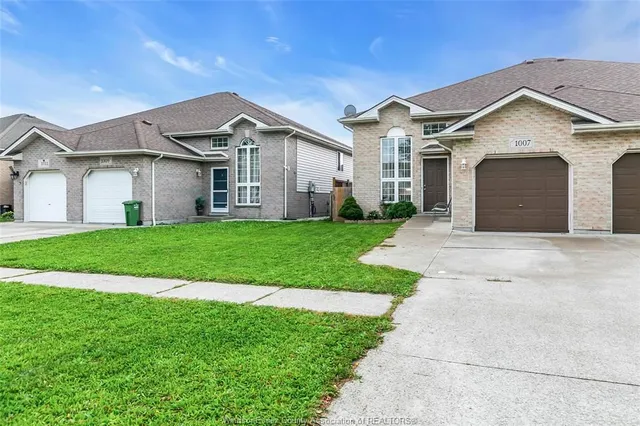 1007 SILVERDALE, Windsor 3