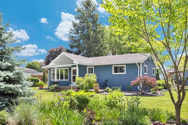 601 Towanda Blvd, Erie Beach 3